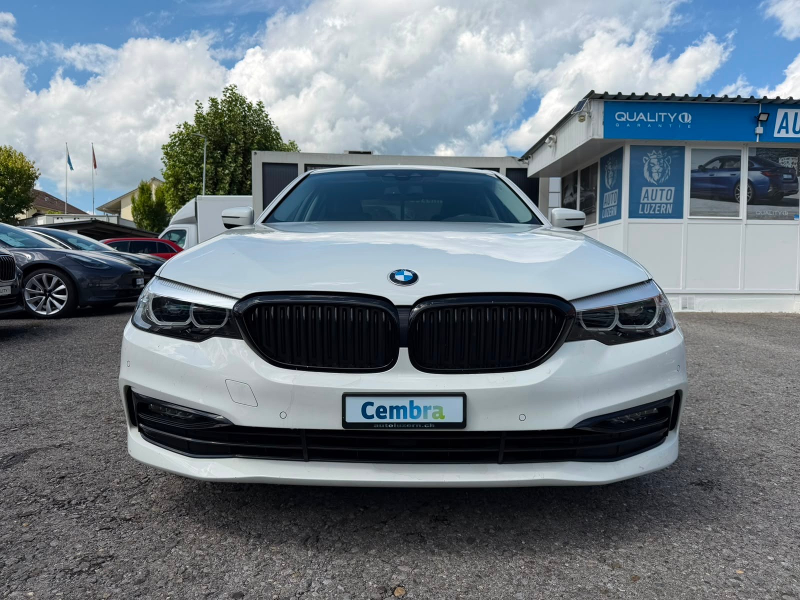 BMW 520i Sport Line M-Paket Steptronic-image-1