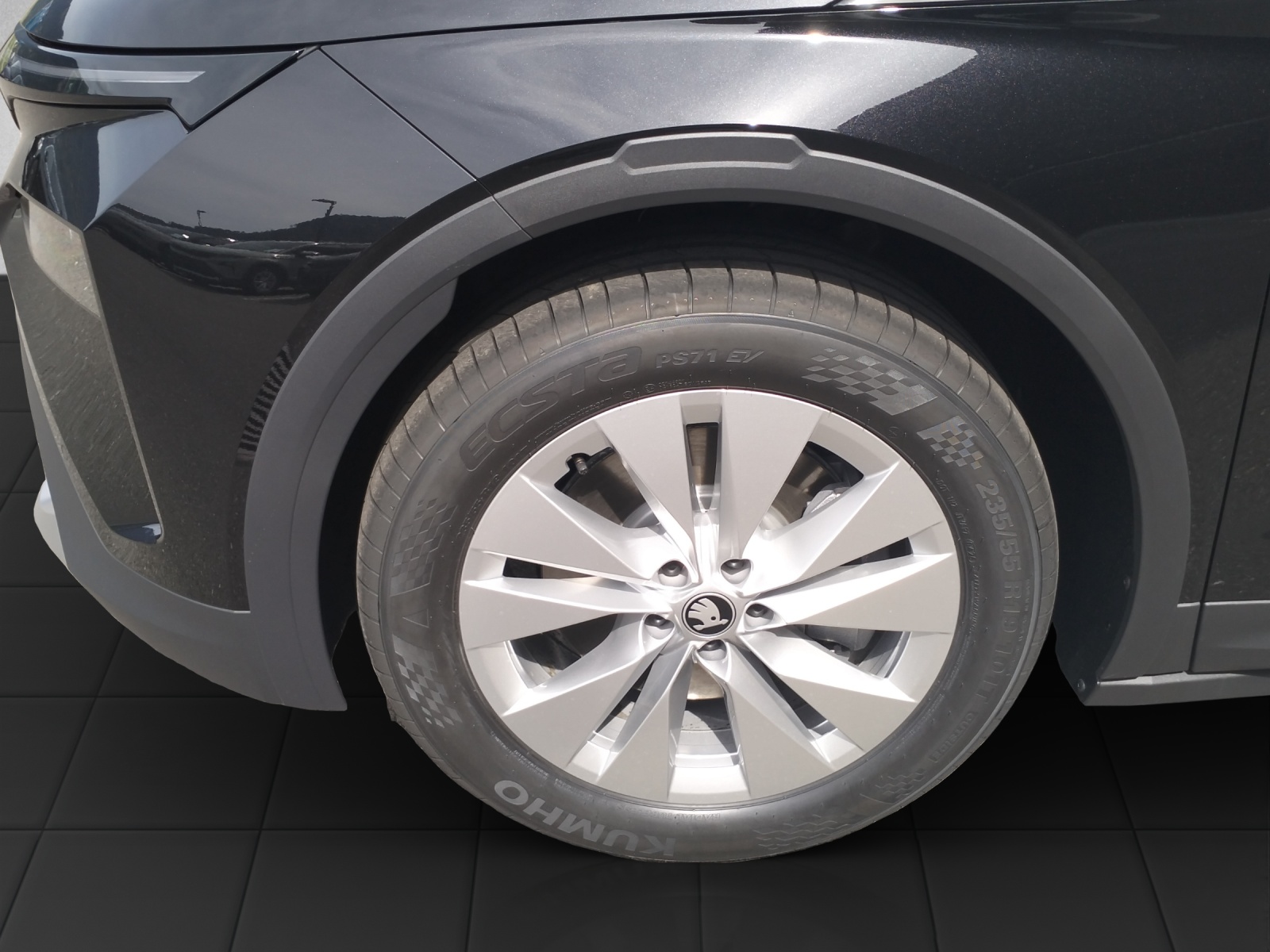 SKODA Elroq 60 Essence-image-12