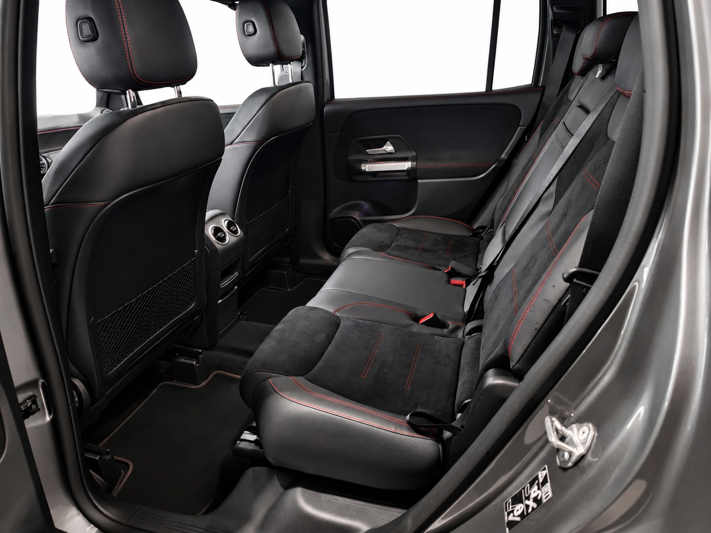 MERCEDES-BENZ GLB 220 d AMG Line 4matic * CH FZ * Pack Premium Plus * 360°-Kamera * Panorama-Schiebedach *-image-14