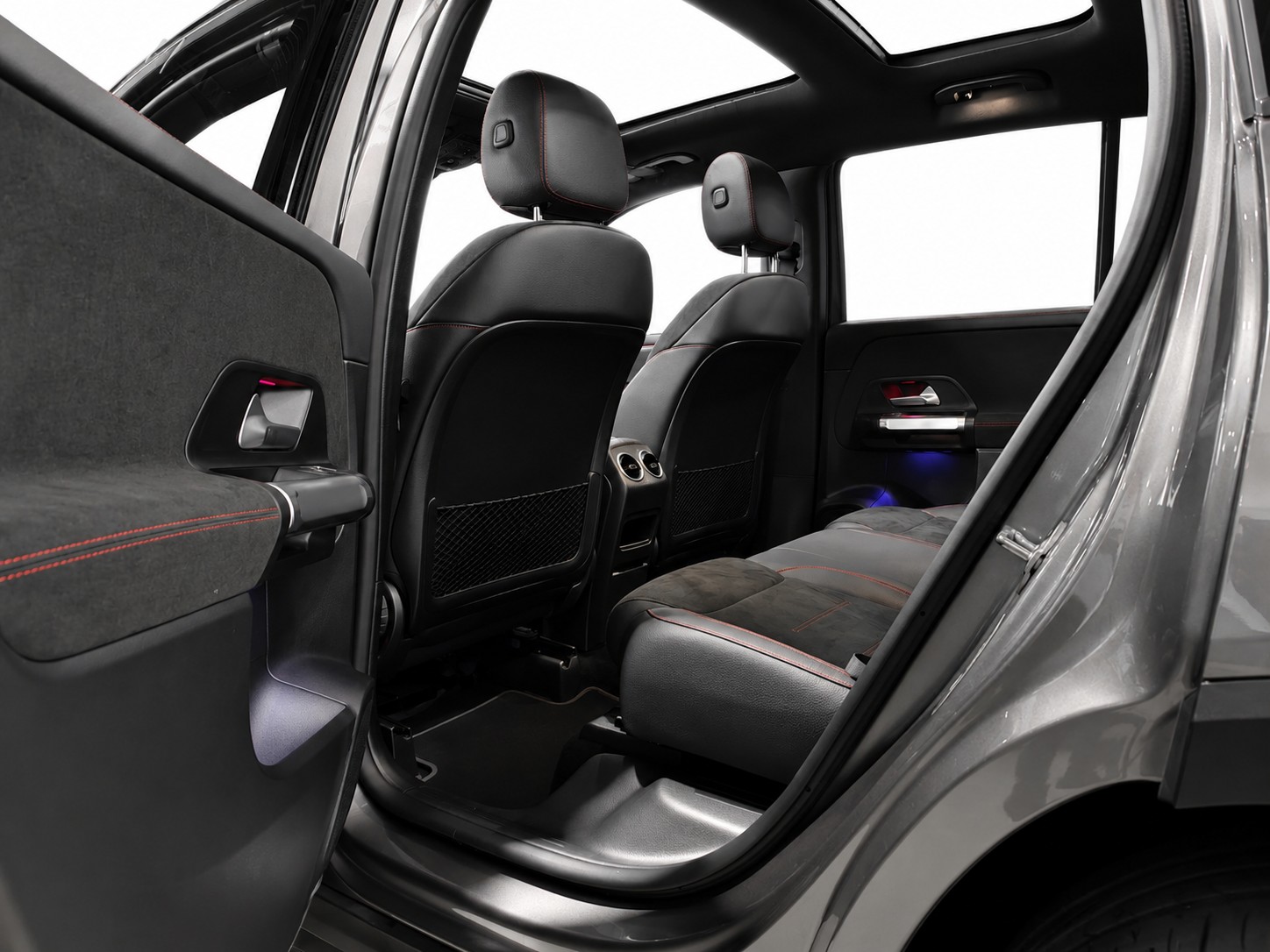 MERCEDES-BENZ GLB 220 d AMG Line 4matic * CH FZ * Pack Premium Plus * 360°-Kamera * Panorama-Schiebedach *-image-18