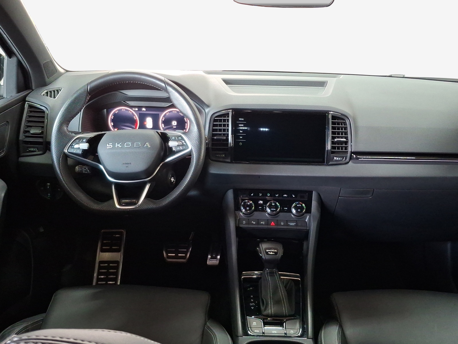 SKODA Karoq 2.0 TSI SportLine 4x4 DSG-image-8
