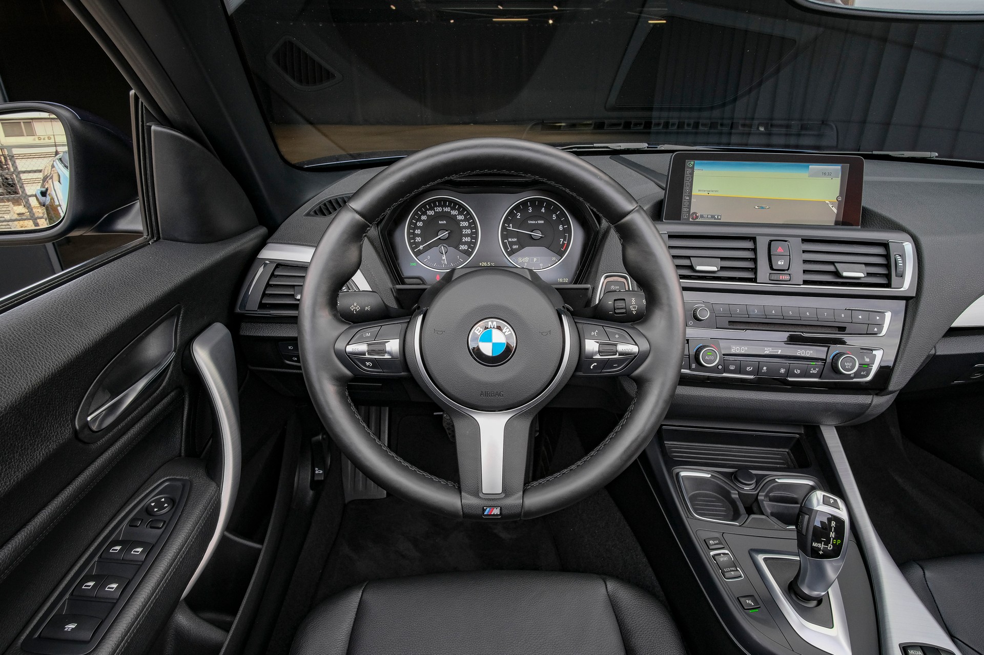 BMW 220 i Luxury Line Steptronic (C)-image-15