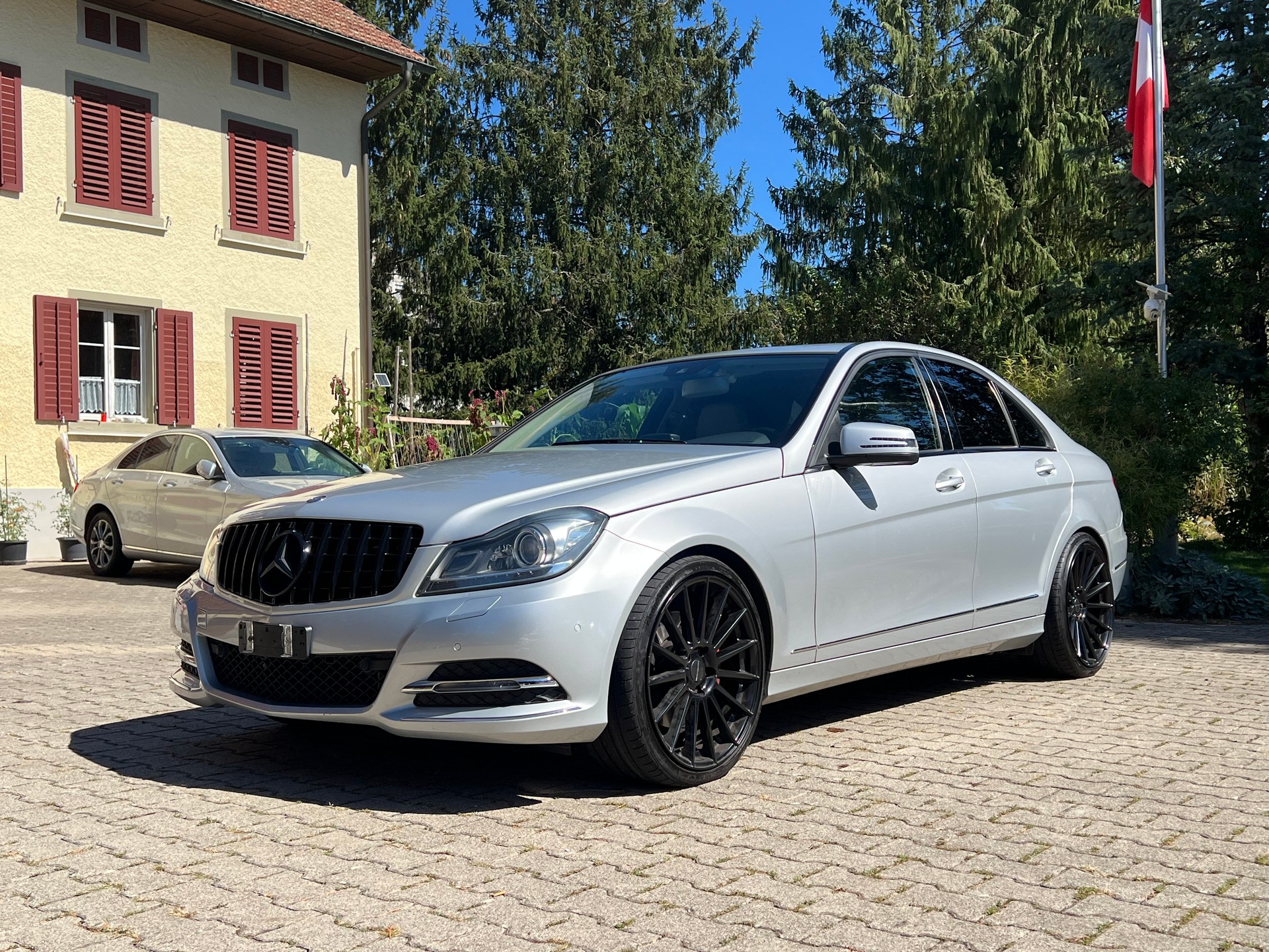 MERCEDES-BENZ C 350 Elégance 4Matic 7G-Tronic-image-3