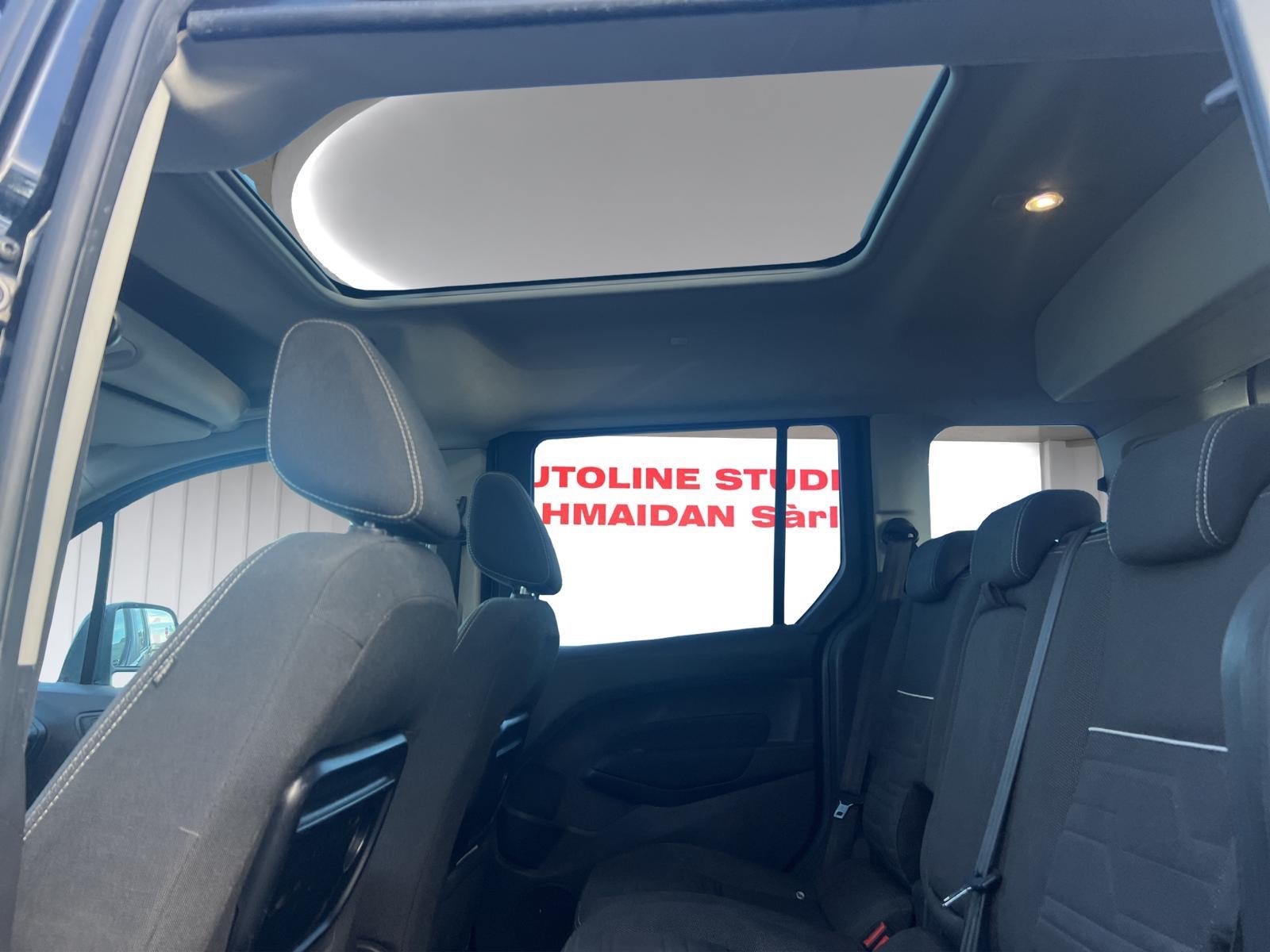 FORD Tourneo Connect 1.0 SCTi Titanium-image-8