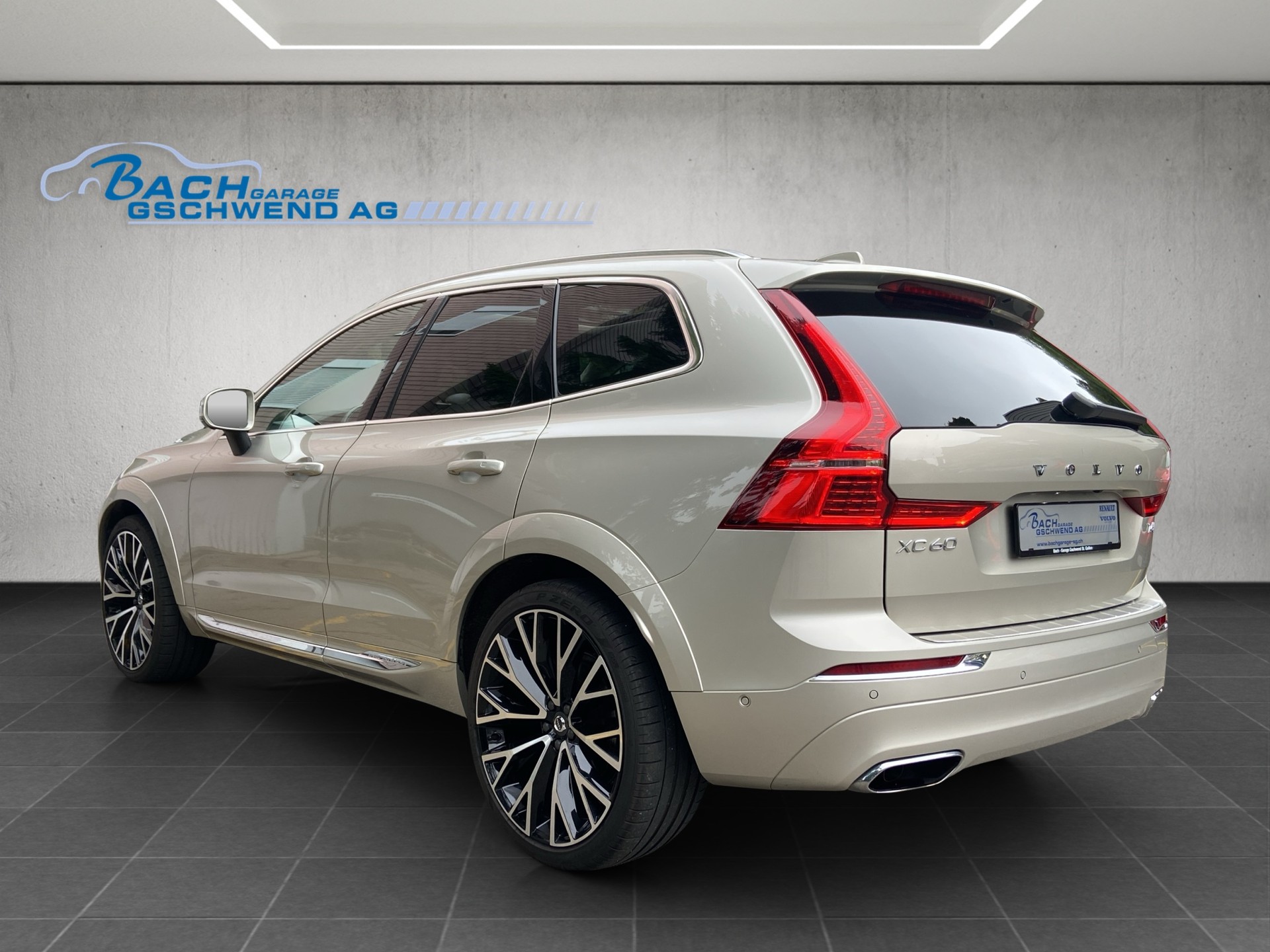 VOLVO XC60 T6 AWD Inscription Geartronic-image-4