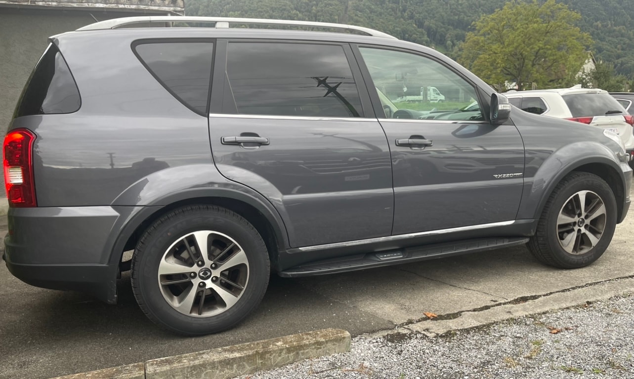 KGM-SsangYong Rexton RX220 e-XDi Executive 4WD Automatic-image-3