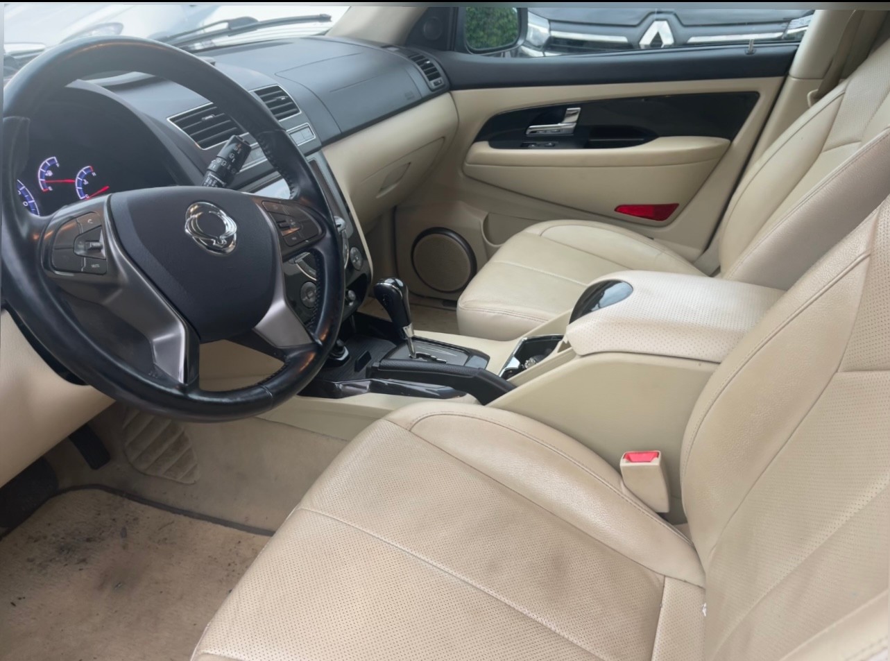 KGM-SsangYong Rexton RX220 e-XDi Executive 4WD Automatic-image-7