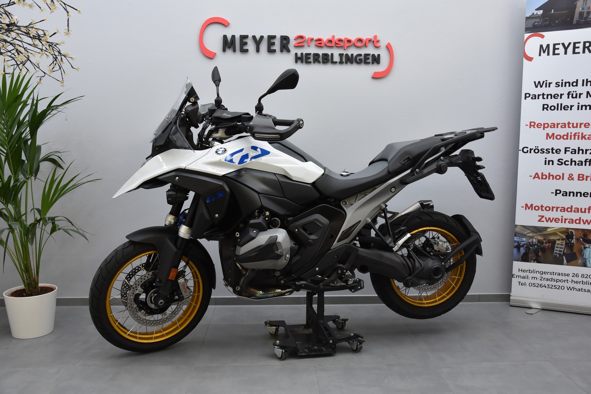 BMW R 1300 GS-image-5
