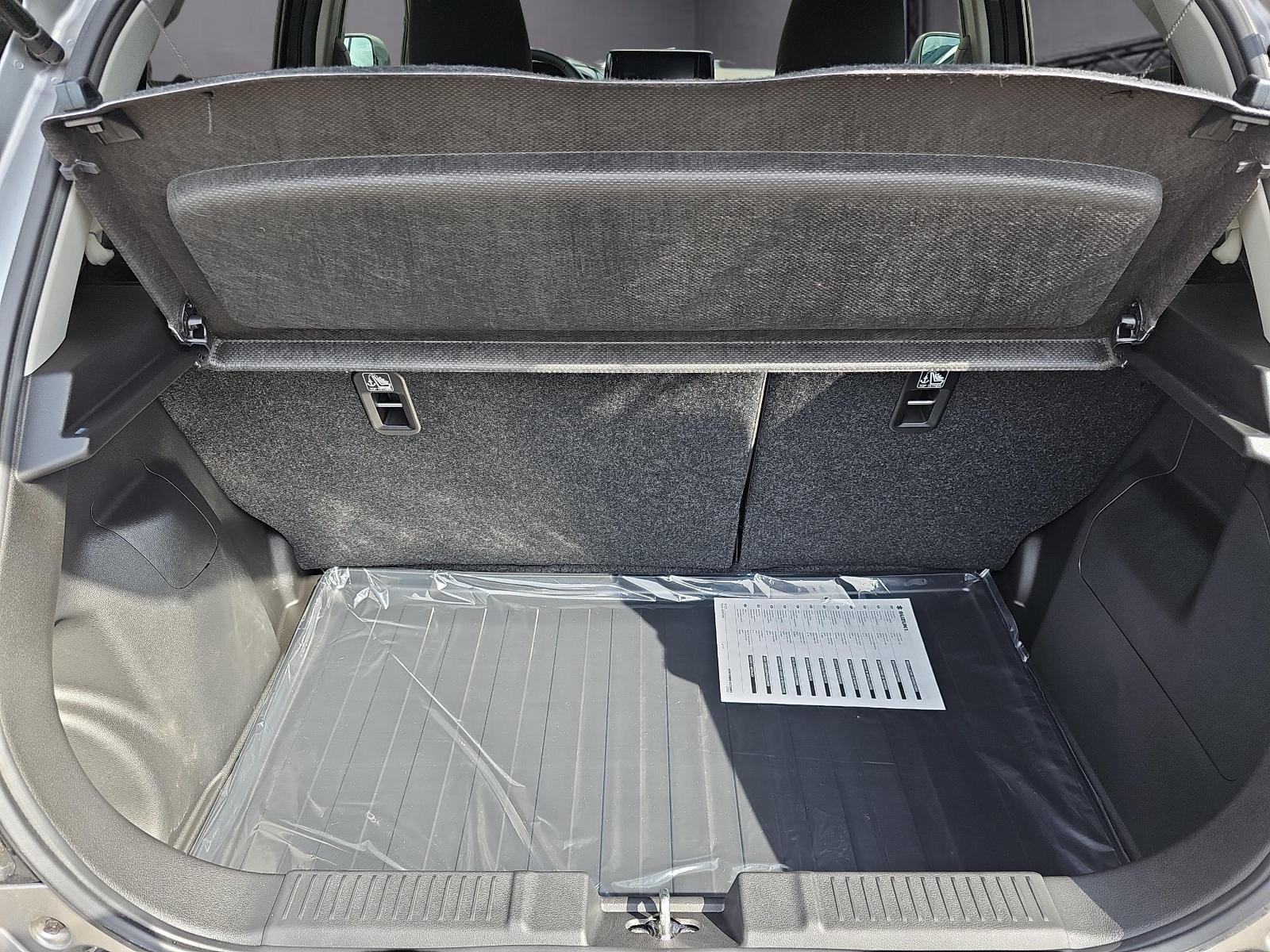 SUZUKI Swift 1.2 Tradizio Top Hybrid 4x4-image-11