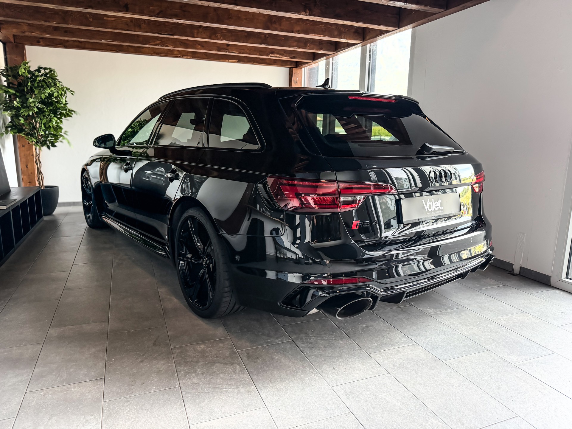 AUDI RS4 Avant 2.9 TFSI quattro tiptronic-image-4