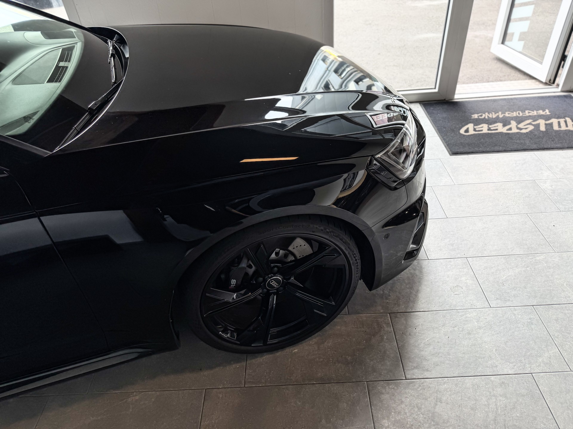 AUDI RS4 Avant 2.9 TFSI quattro tiptronic-image-2