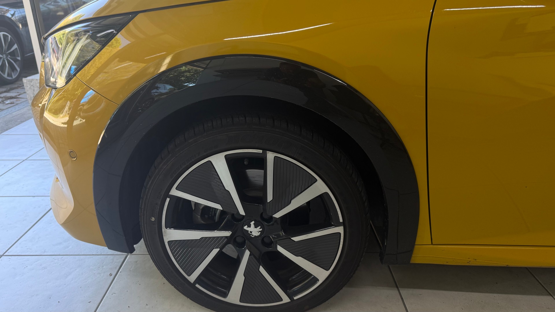 PEUGEOT 208 Elektrik GT Pack-image-14