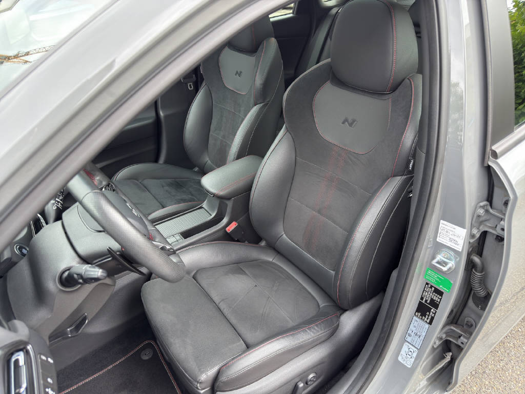 HYUNDAI i30 1.5 T-GDi N-Line Exclusive-image-9