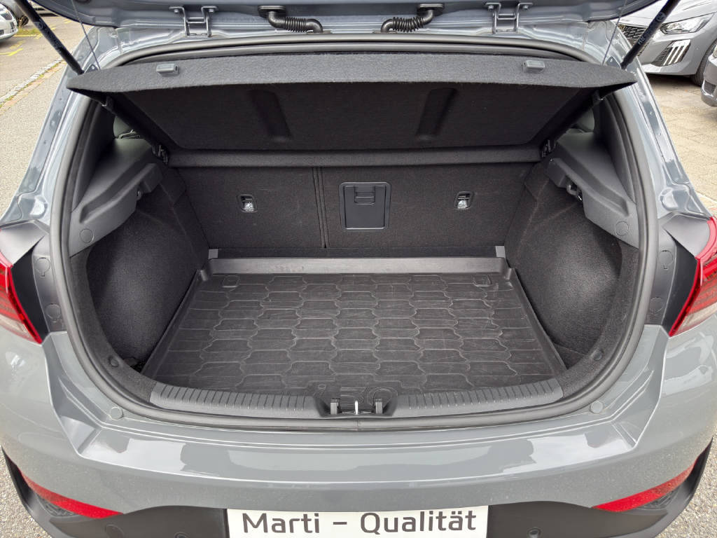 HYUNDAI i30 1.5 T-GDi N-Line Exclusive-image-10