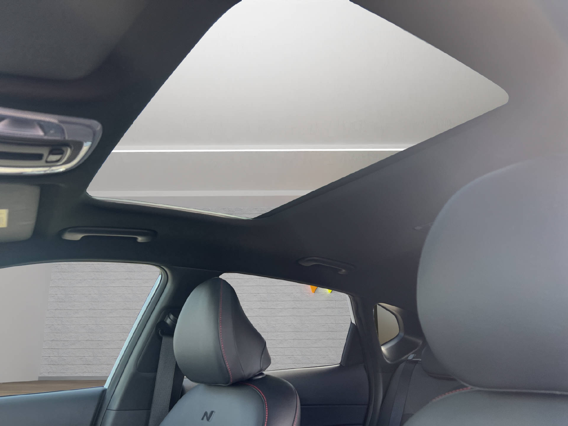 HYUNDAI Kona 1.6 GDi Hybrid N-Line-image-13