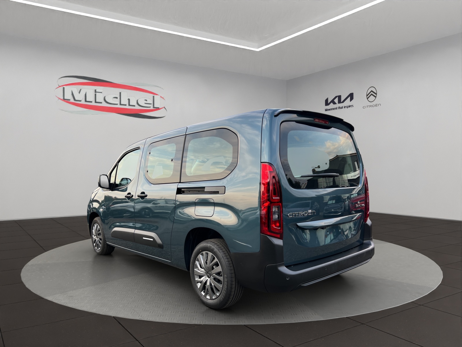 CITROEN Berlingo XL 1.5 BlueHDi 130 Tonic Automat 7 Plätze / Rückfahrkamera / CH-Herstellergarantie / Leasing Aktion 0.99% 36 Mte-image-3