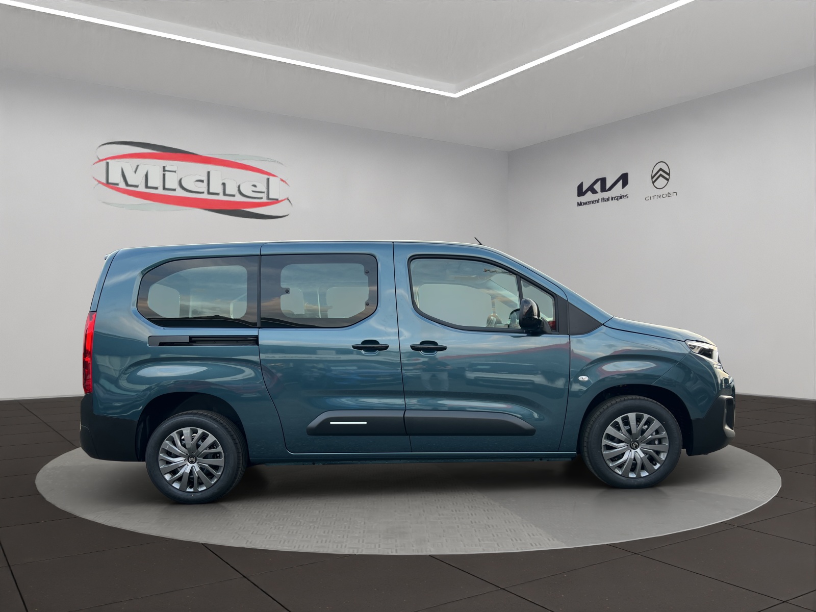 CITROEN Berlingo XL 1.5 BlueHDi 130 Tonic Automat 7 Plätze / Rückfahrkamera / CH-Herstellergarantie / Leasing Aktion 0.99% 36 Mte-image-6