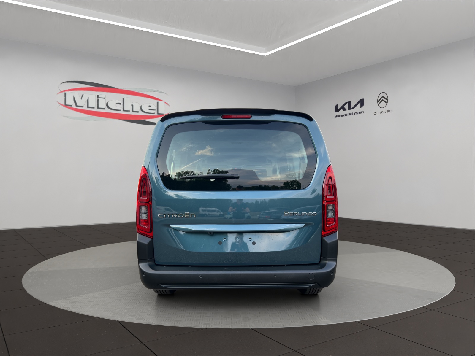 CITROEN Berlingo XL 1.5 BlueHDi 130 Tonic Automat 7 Plätze / Rückfahrkamera / CH-Herstellergarantie / Leasing Aktion 0.99% 36 Mte-image-4