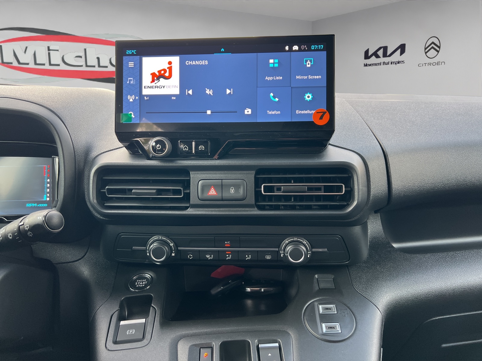 CITROEN Berlingo XL 1.5 BlueHDi 130 Tonic Automat 7 Plätze / Rückfahrkamera / CH-Herstellergarantie / Leasing Aktion 0.99% 36 Mte-image-10
