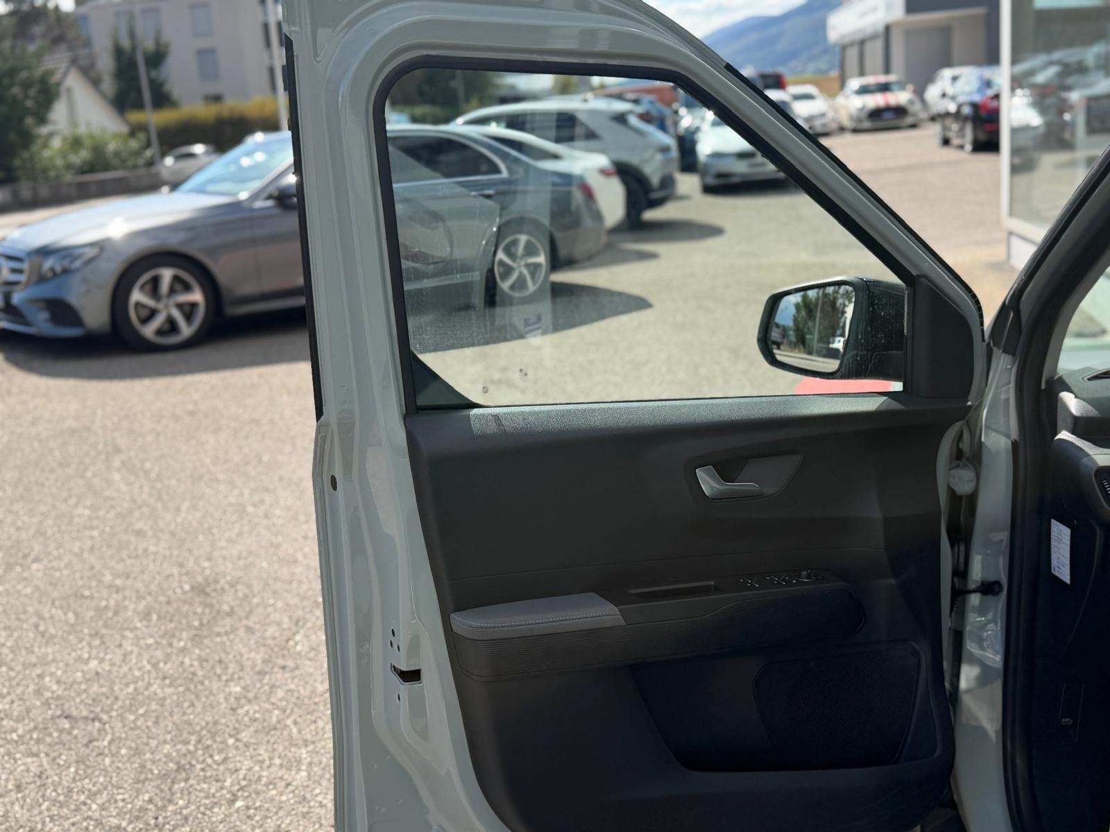 FORD Tourneo Courier 1.0 EcoBoost Trend Automat-image-4