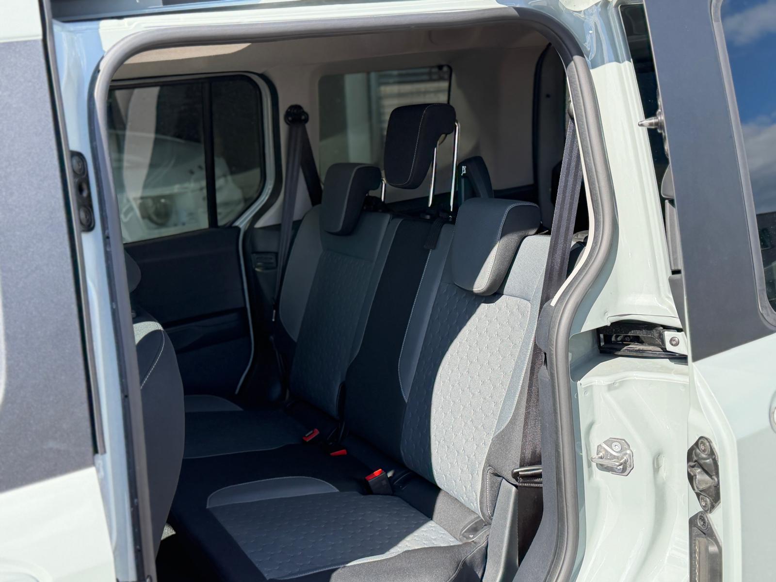 FORD Tourneo Courier 1.0 EcoBoost Trend Automat-image-11