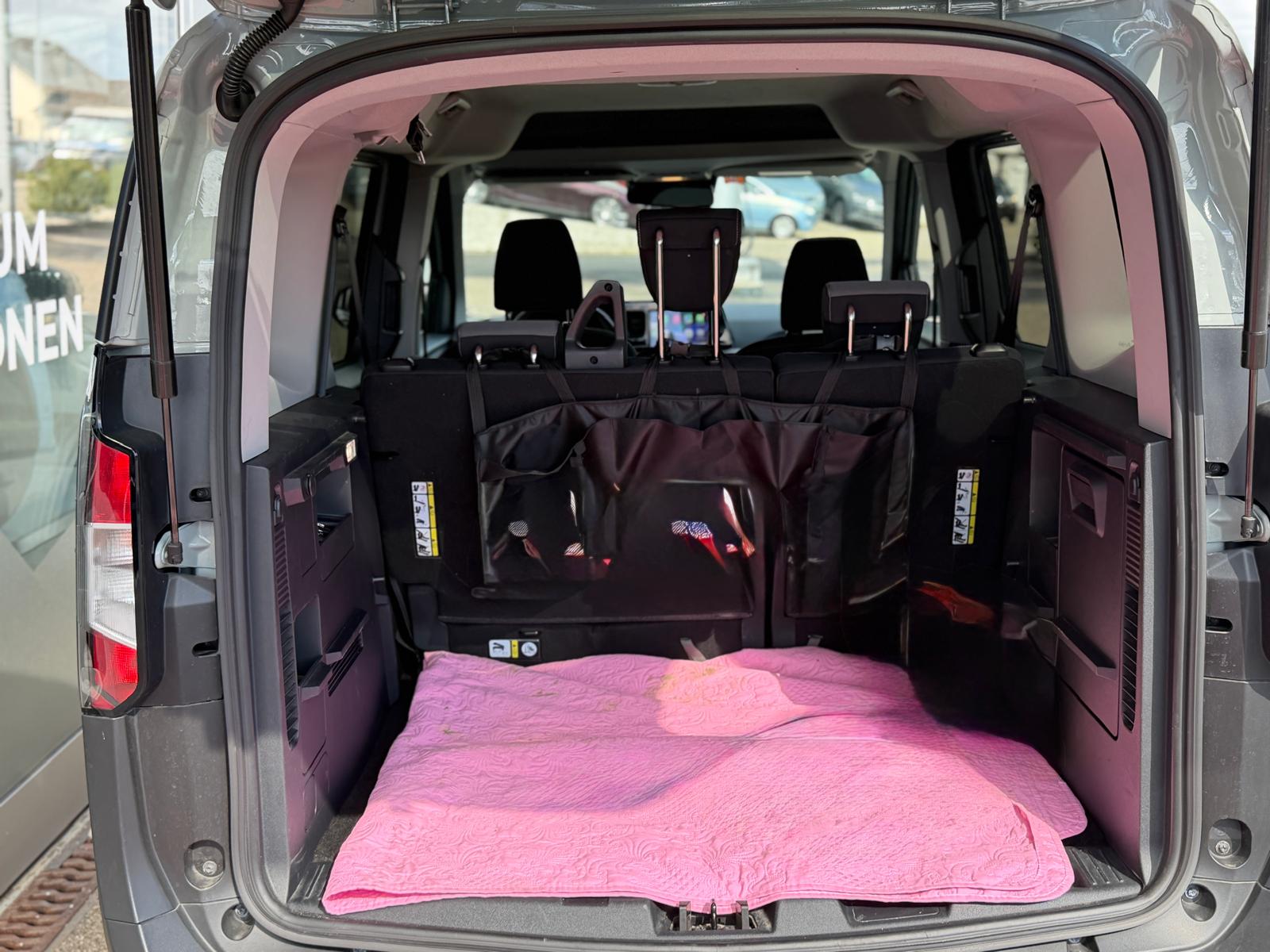 FORD Tourneo Courier 1.0 EcoBoost Trend Automat-image-13