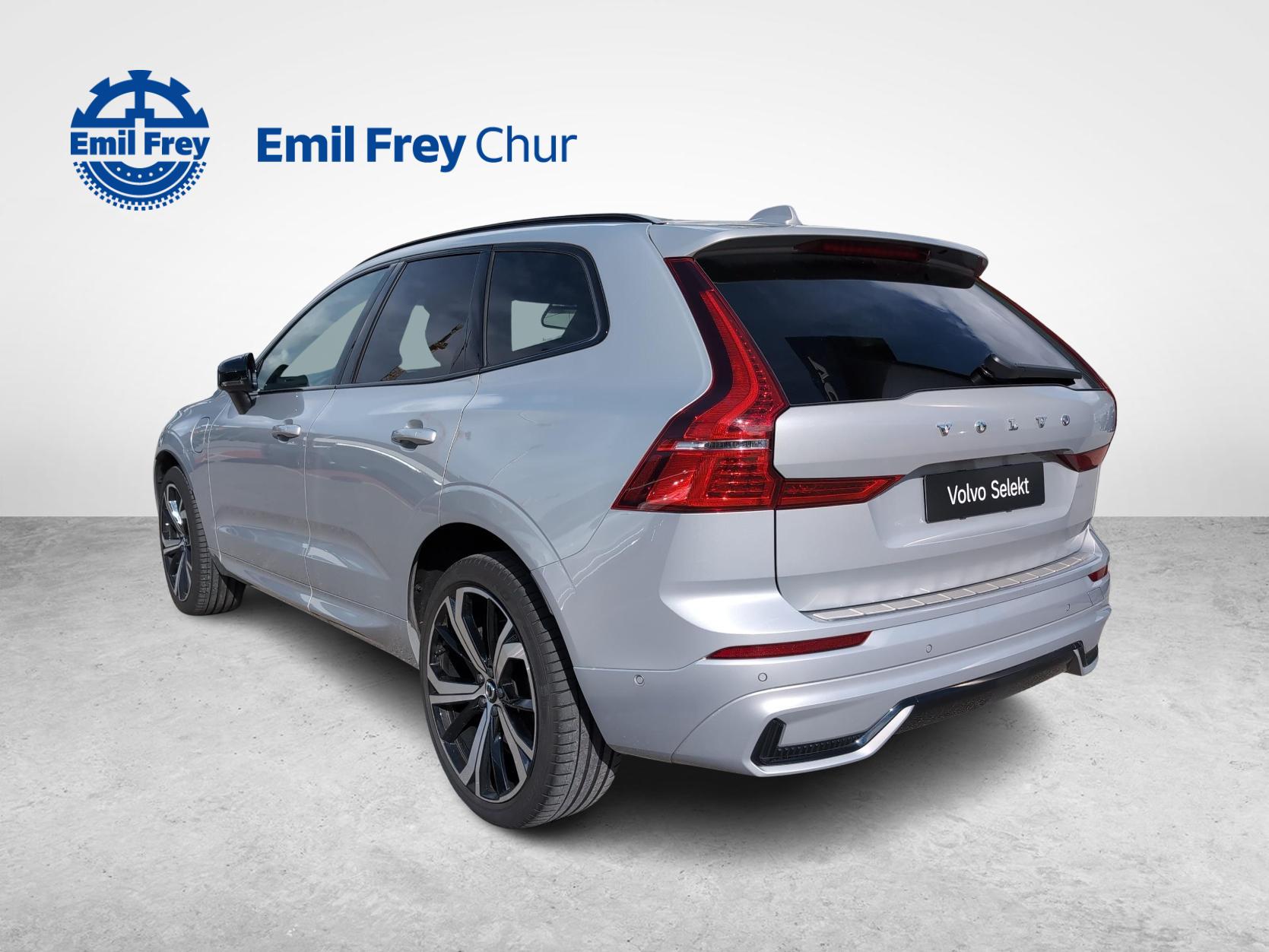 VOLVO XC60 2.0 T8 TE Ultra Dark eAWD-image-2