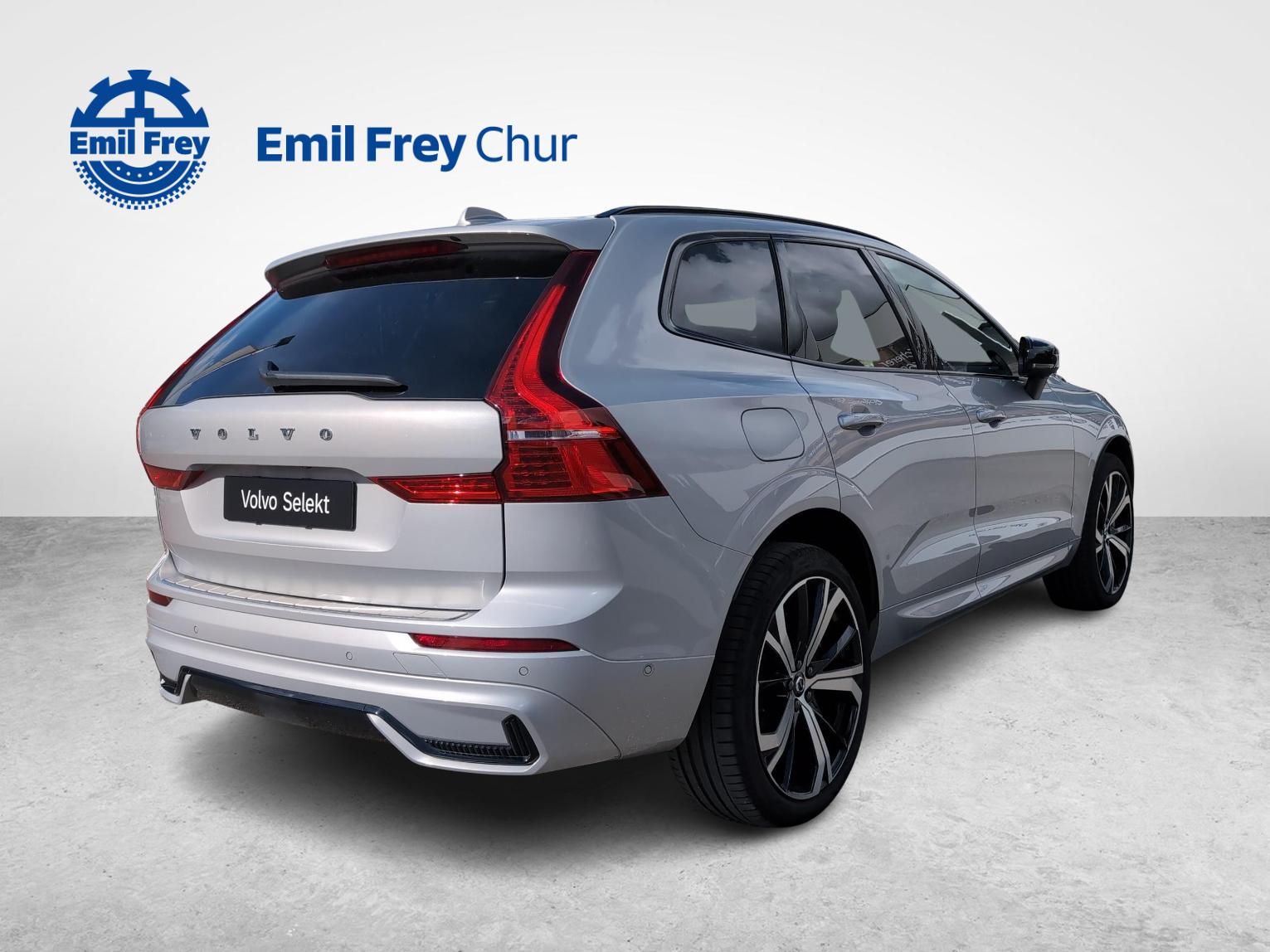 VOLVO XC60 2.0 T8 TE Ultra Dark eAWD-image-4