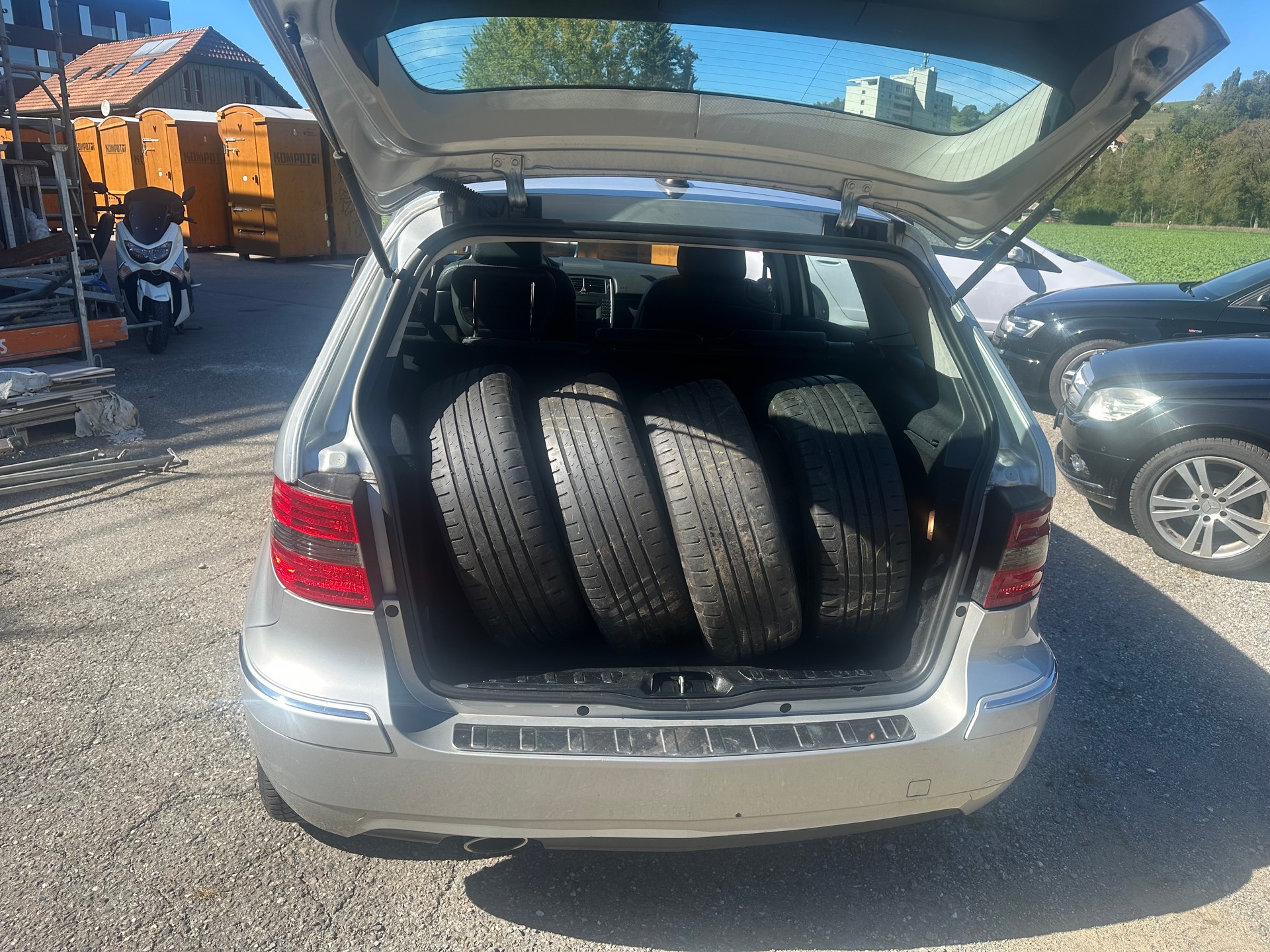MERCEDES-BENZ B 180 CDI Autotronic-image-6