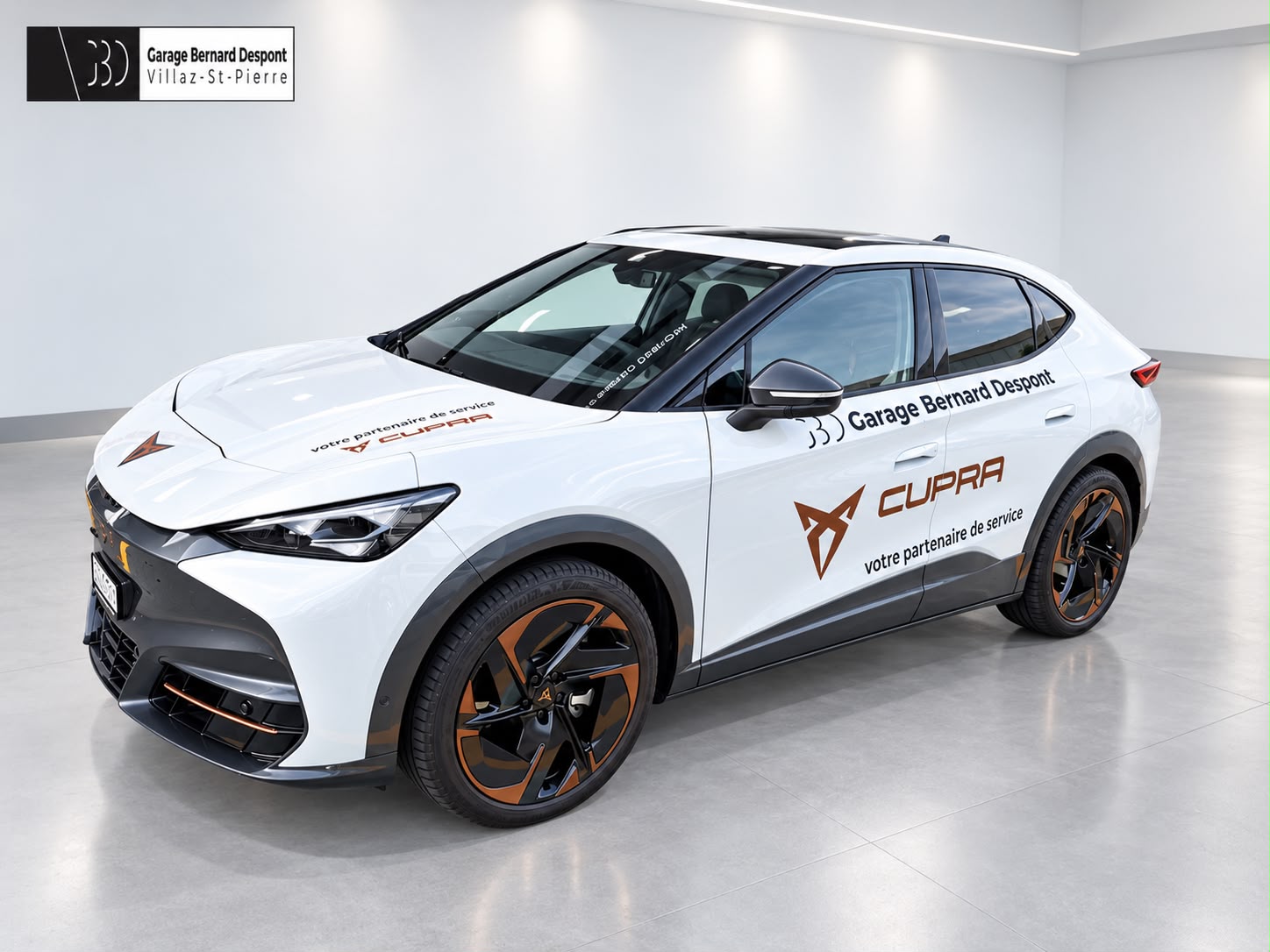 CUPRA Tavascan Type 9 77 kWh VZ Adrenaline-image-0