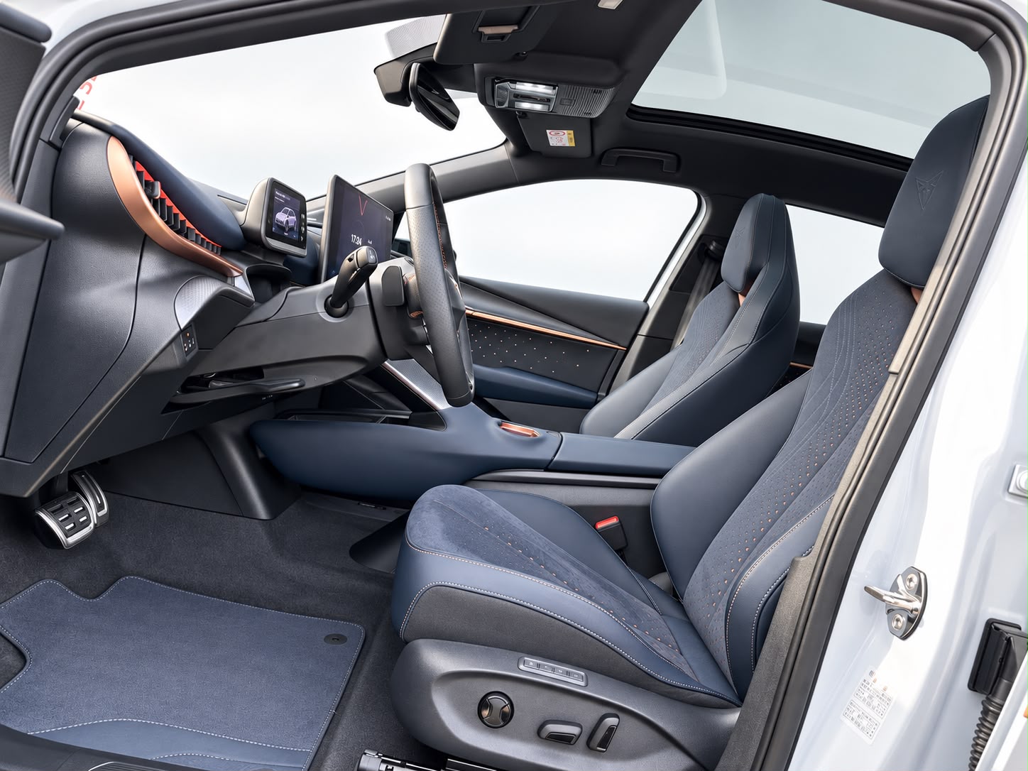 CUPRA Tavascan Type 9 77 kWh VZ Adrenaline-image-6