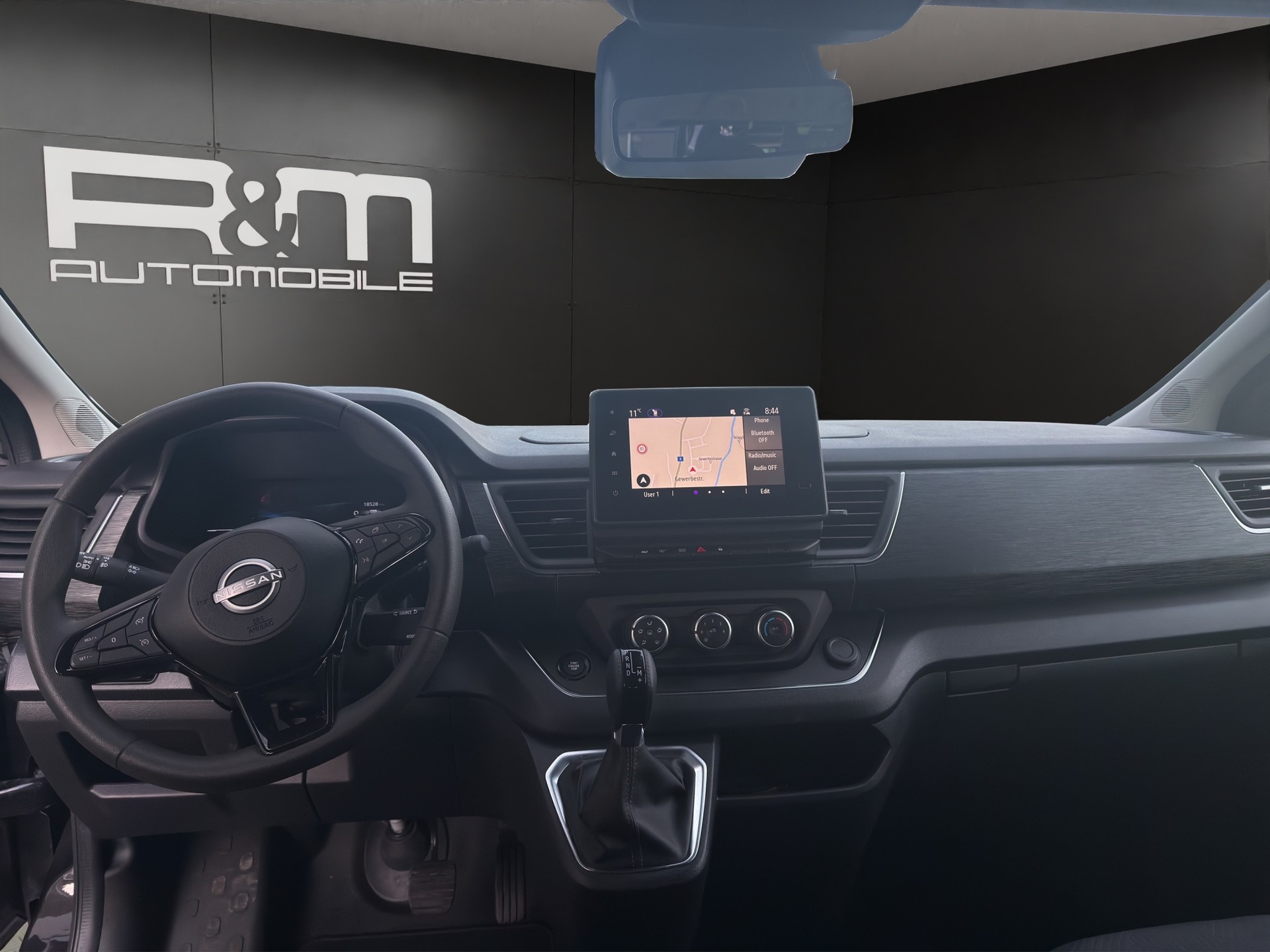 NISSAN Primastar dCi 170 2.8 L1H1 9 Pl. Tekna DCT-image-8