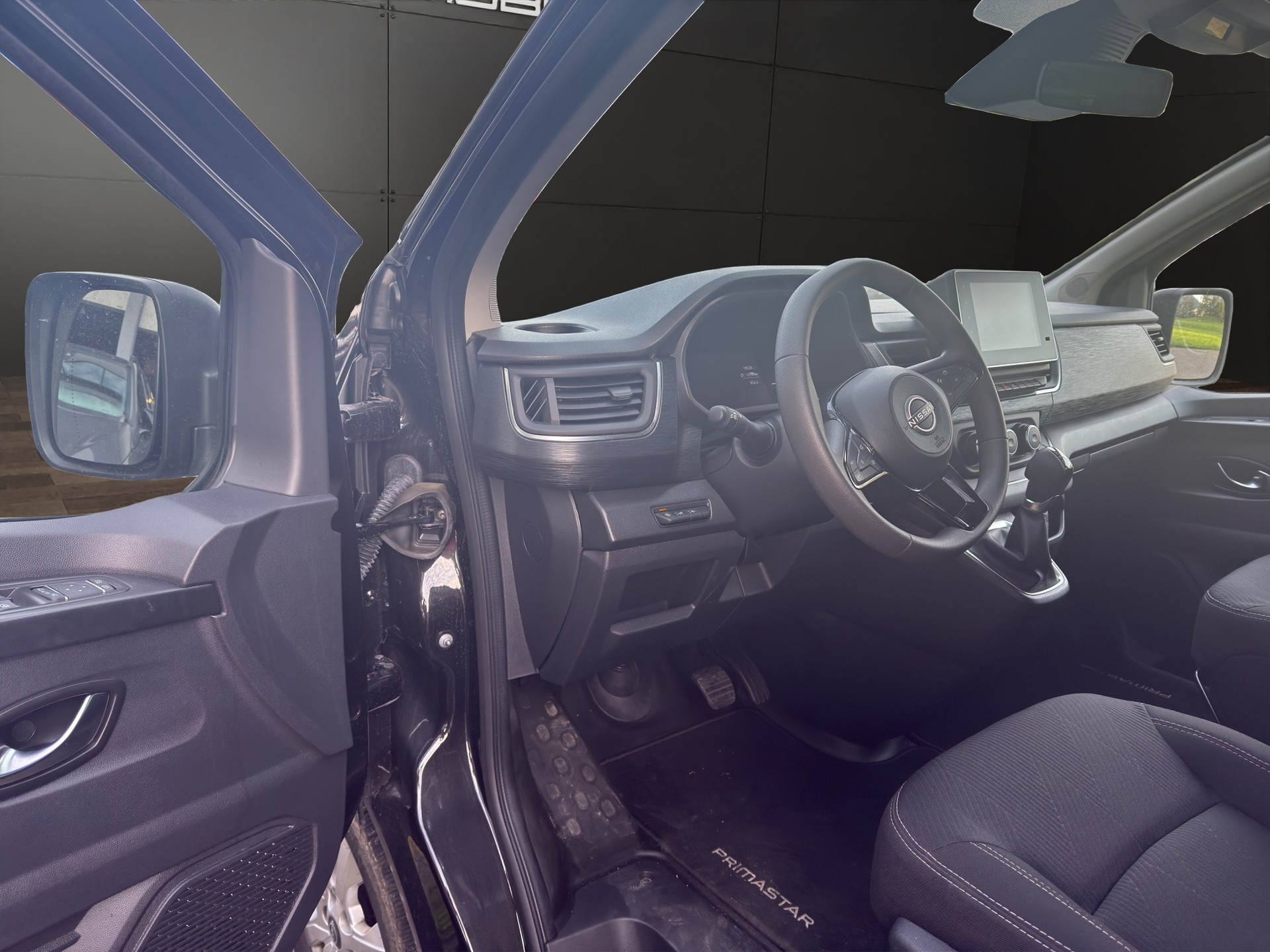 NISSAN Primastar dCi 170 2.8 L1H1 9 Pl. Tekna DCT-image-5