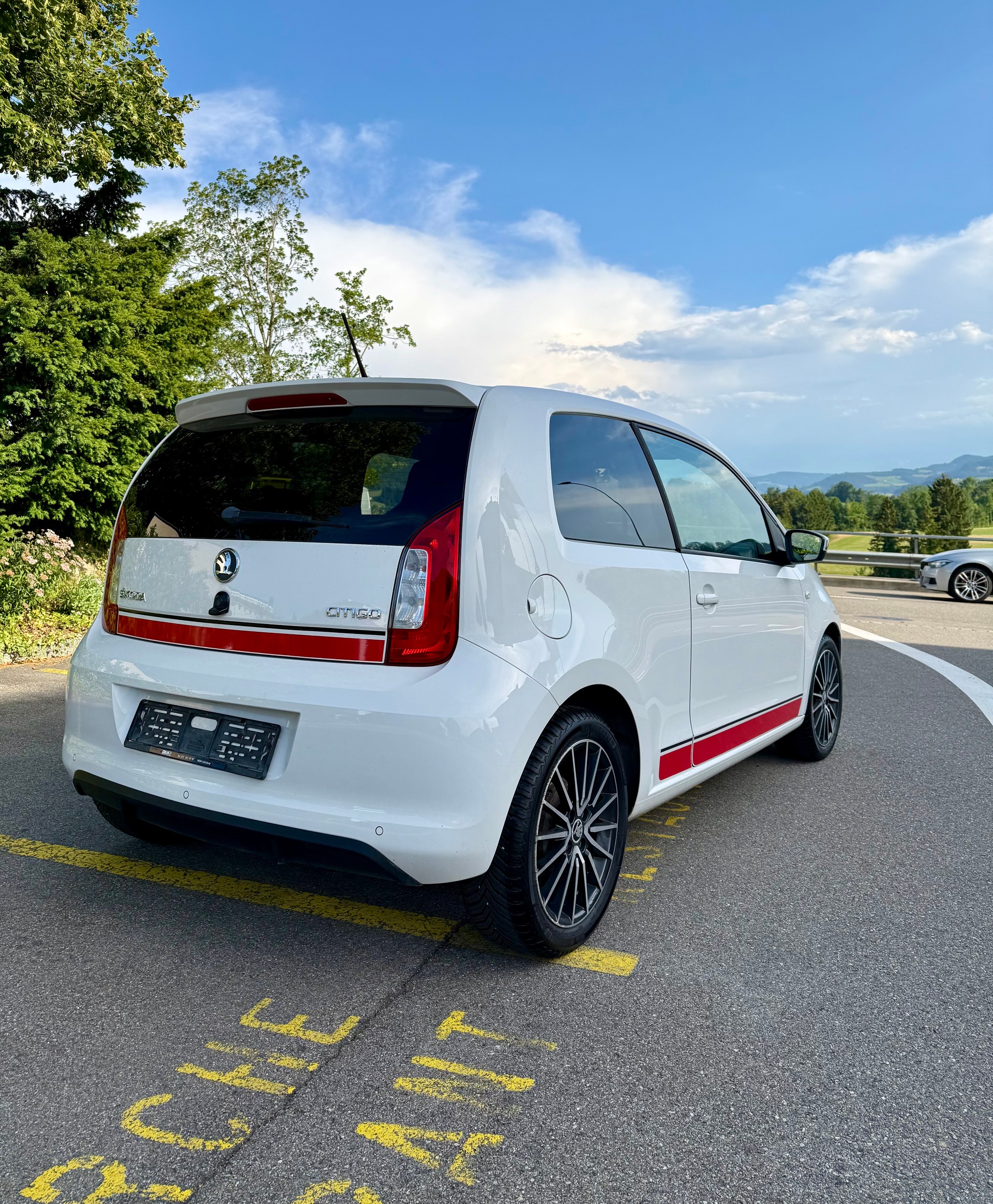 SKODA CITIGO-image-7