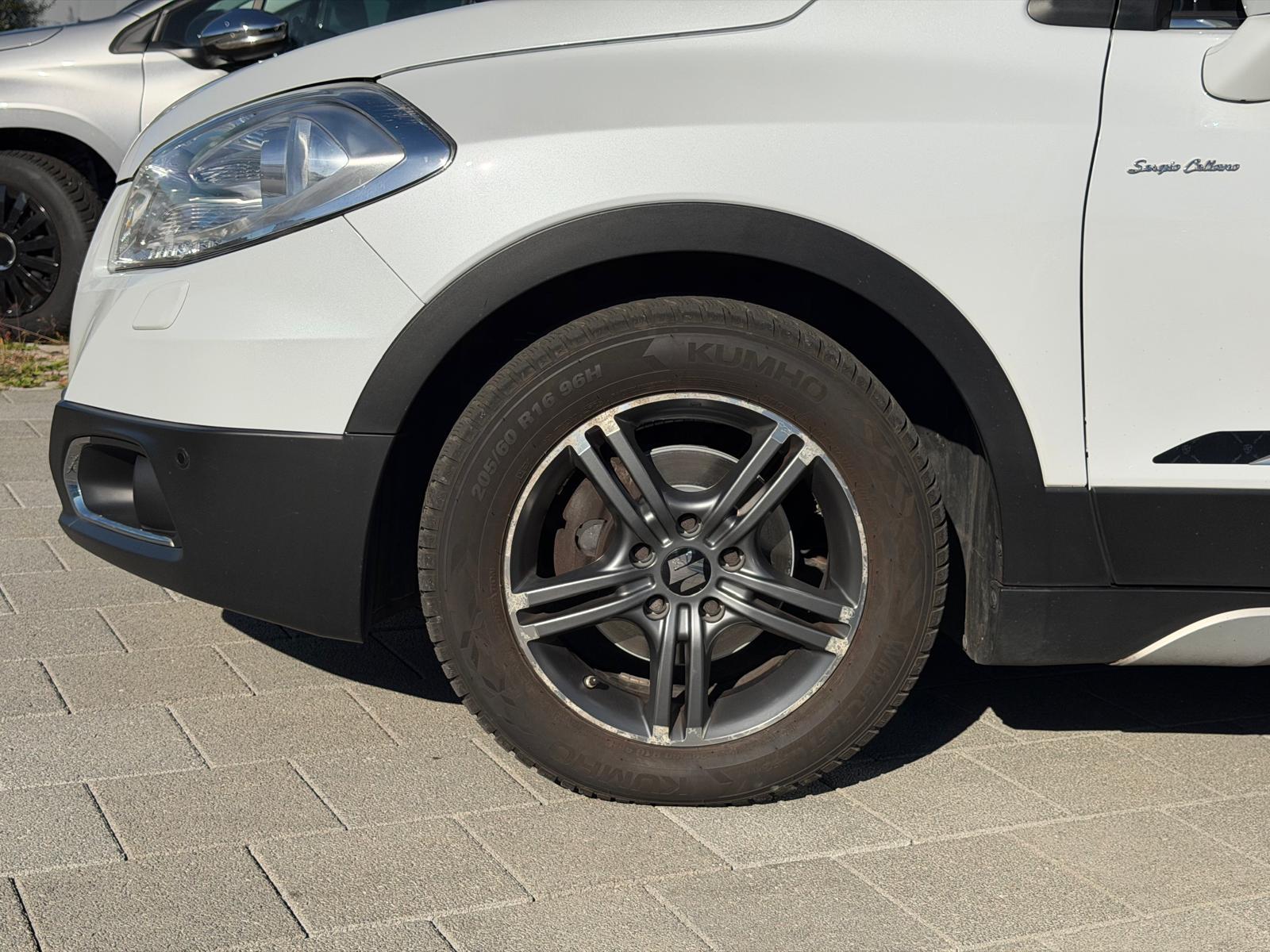 SUZUKI SX4 S-Cross 1.6 TD Sergio Cellano Top 4x4-image-21