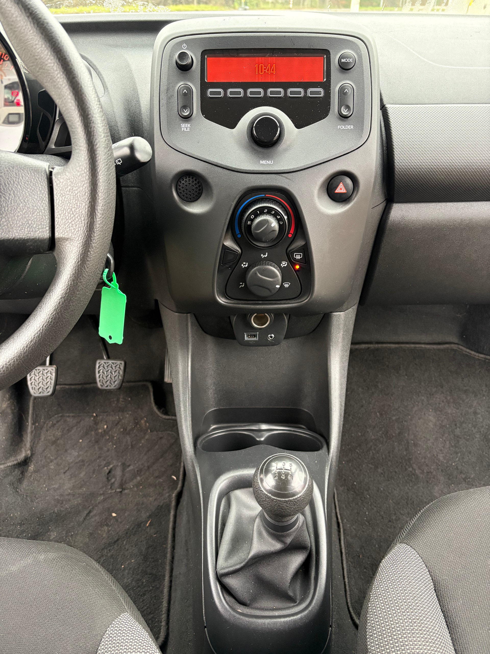 PEUGEOT 108 1.0 VTi Active Top-image-10