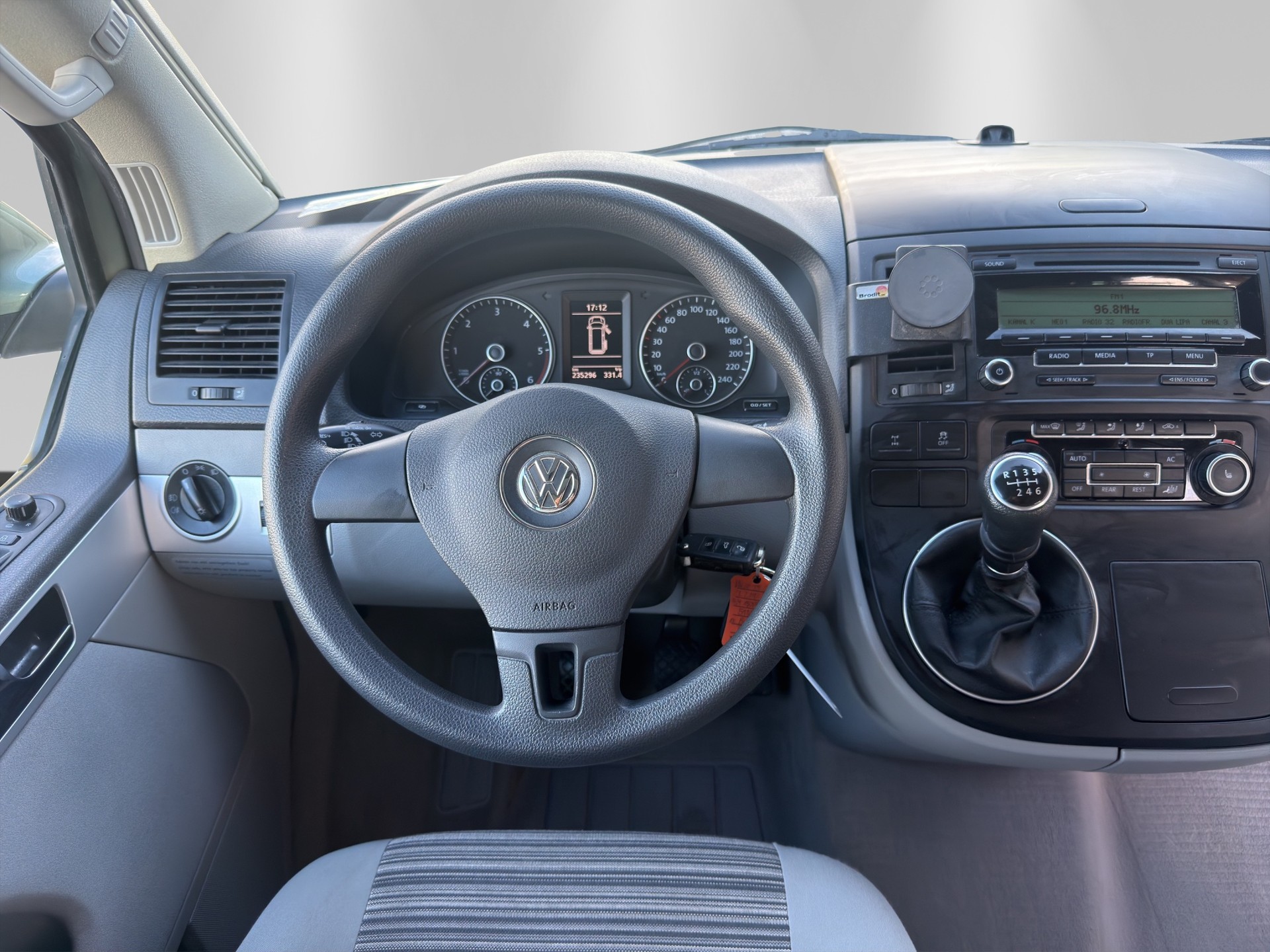 VW T5 California 2.0 Bi-TDI Comfortline 4Motion-image-9
