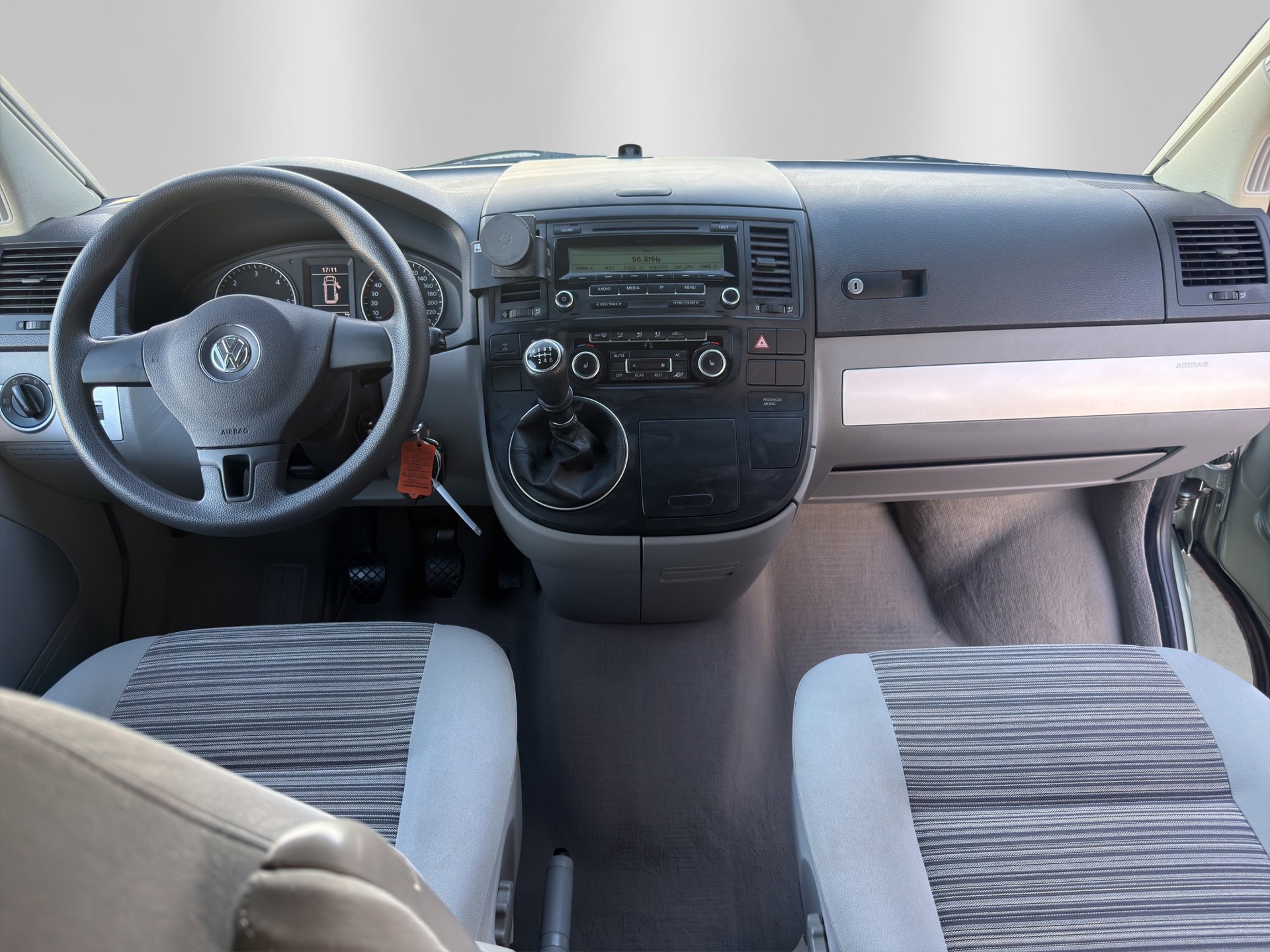 VW T5 California 2.0 Bi-TDI Comfortline 4Motion-image-8