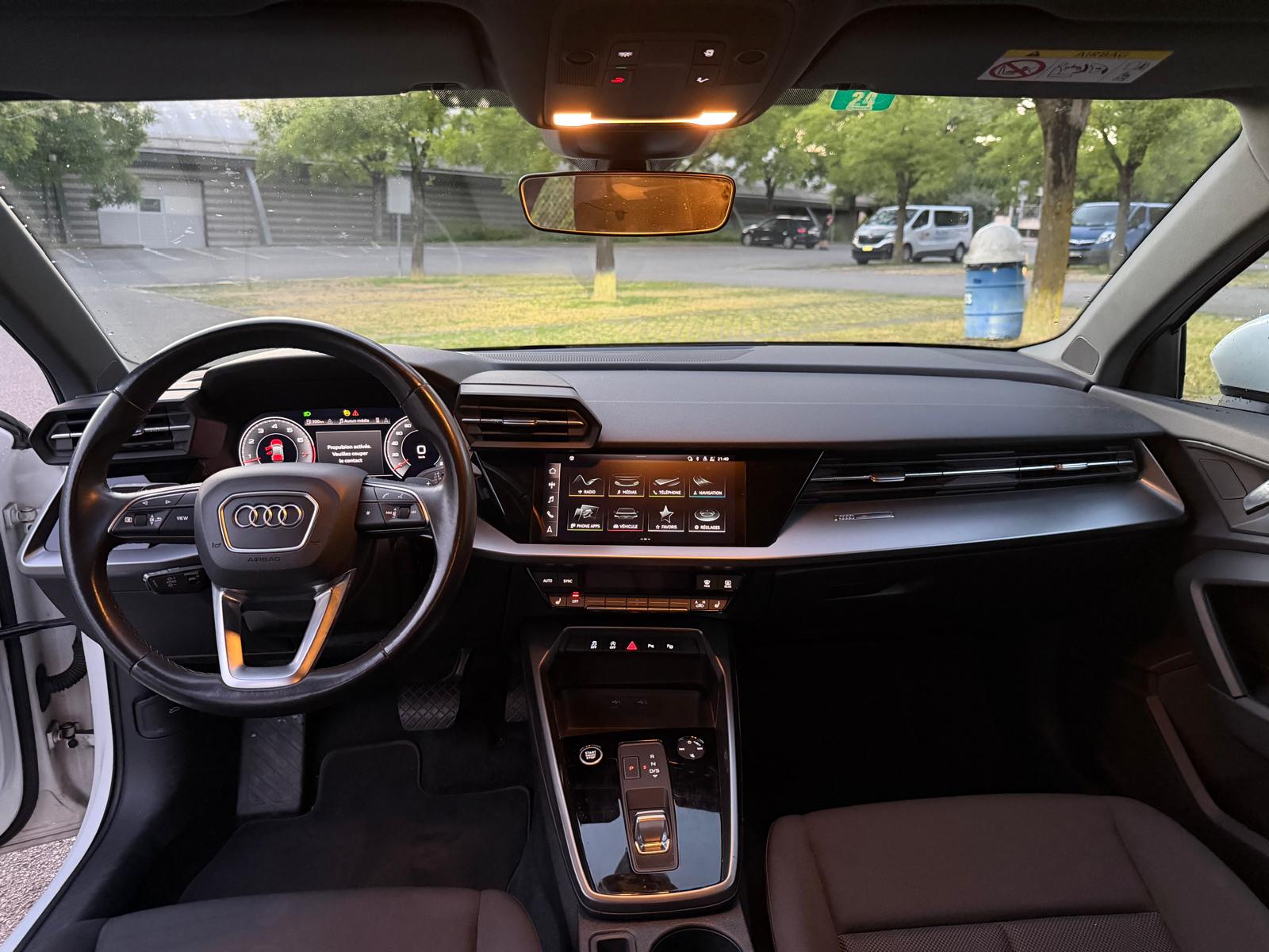 AUDI 1.5 35 TFSI Attraction S-Tronic-image-5