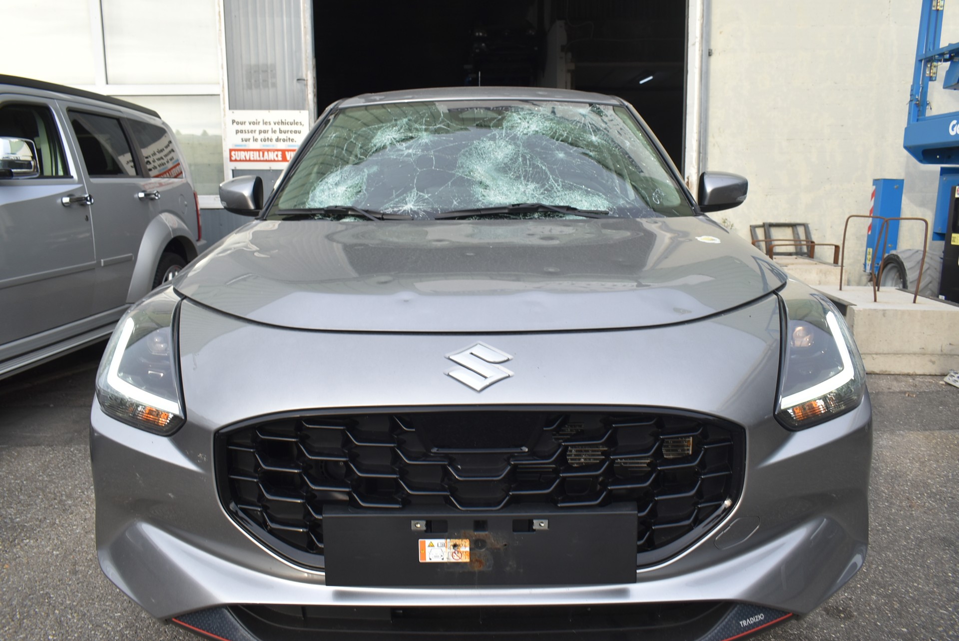 SUZUKI Swift 1.2 Tradizio Top Hybrid 4x4-image-1