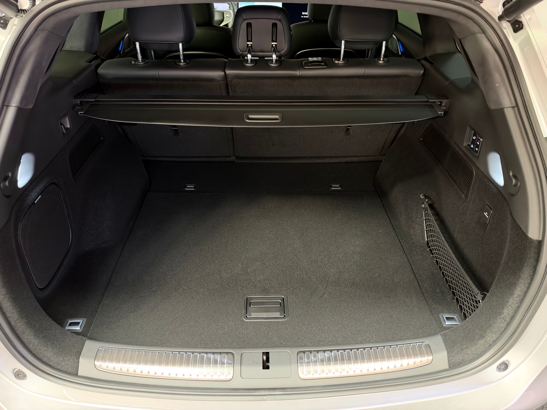 XPENG G9 93kWh Performance AWD MY26-image-11