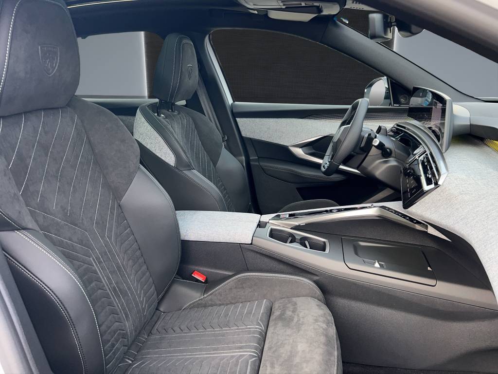 PEUGEOT 3008 145 e-DCS6 Hybrid GT Exclusive-image-10