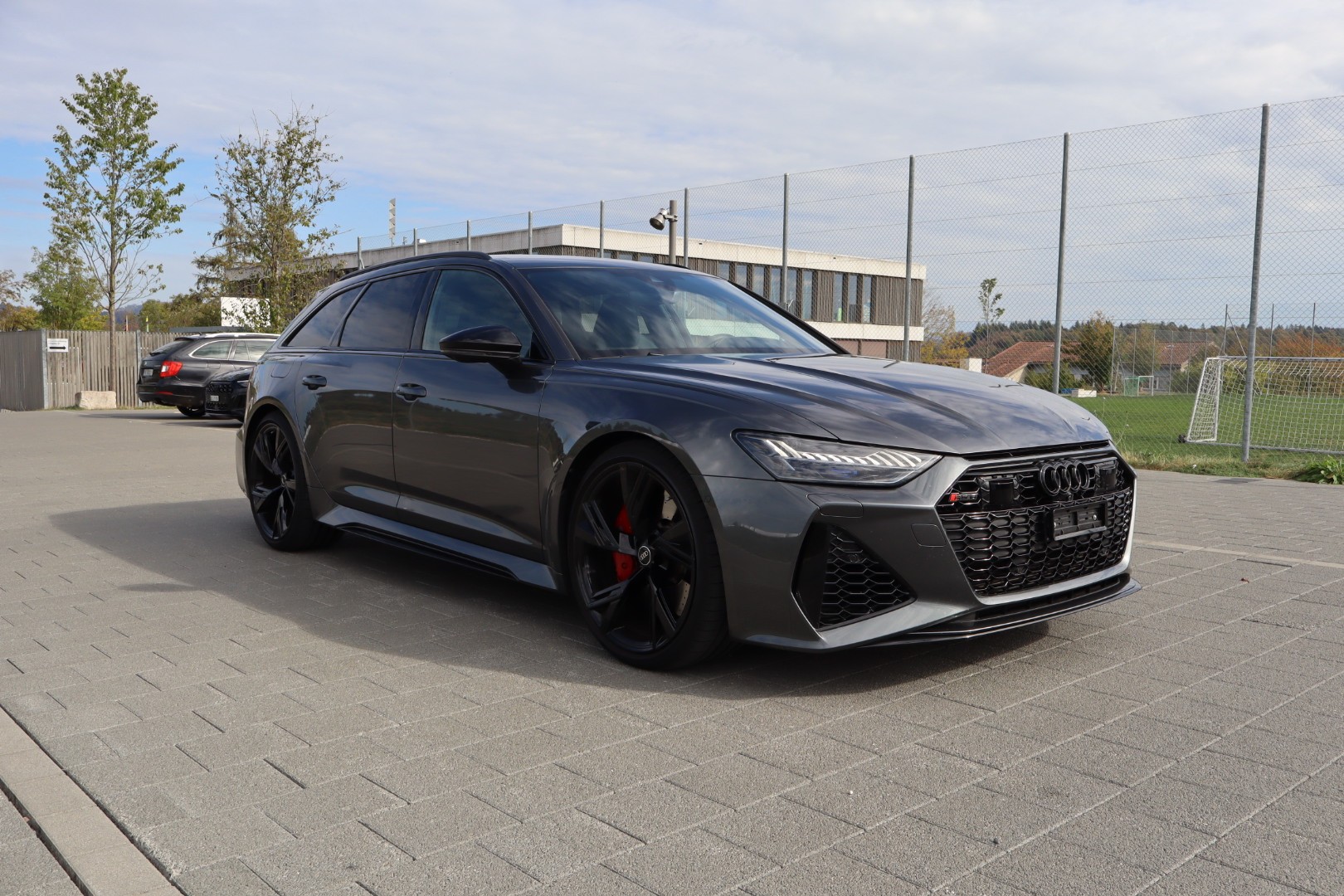AUDI RS6 Avant 4.0 TFSI V8 quattro-image-6