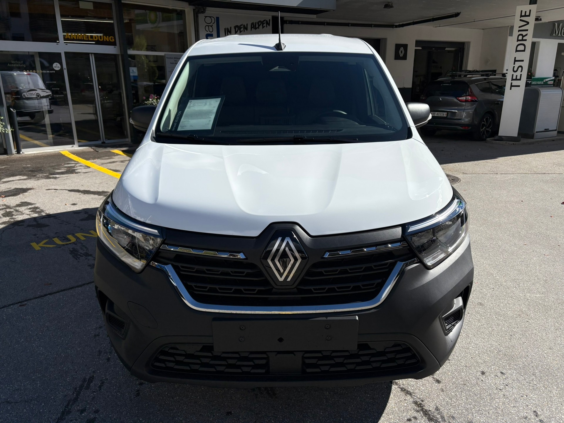 RENAULT KangooV 1.3TCe ST 130 Ex.-image-1