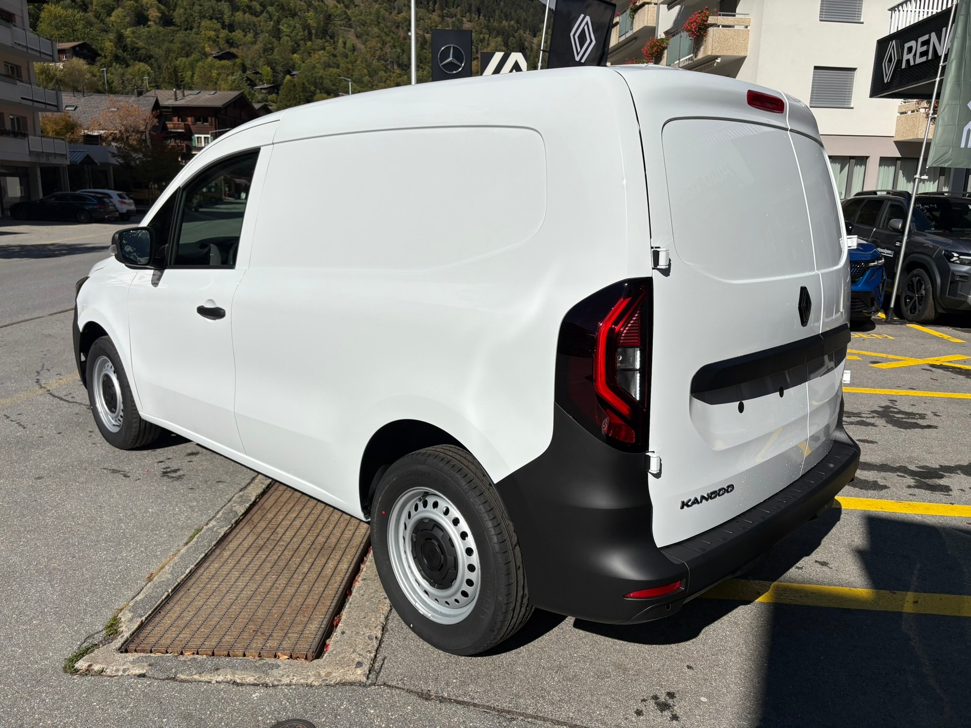 RENAULT KangooV 1.3TCe ST 130 Ex.-image-6