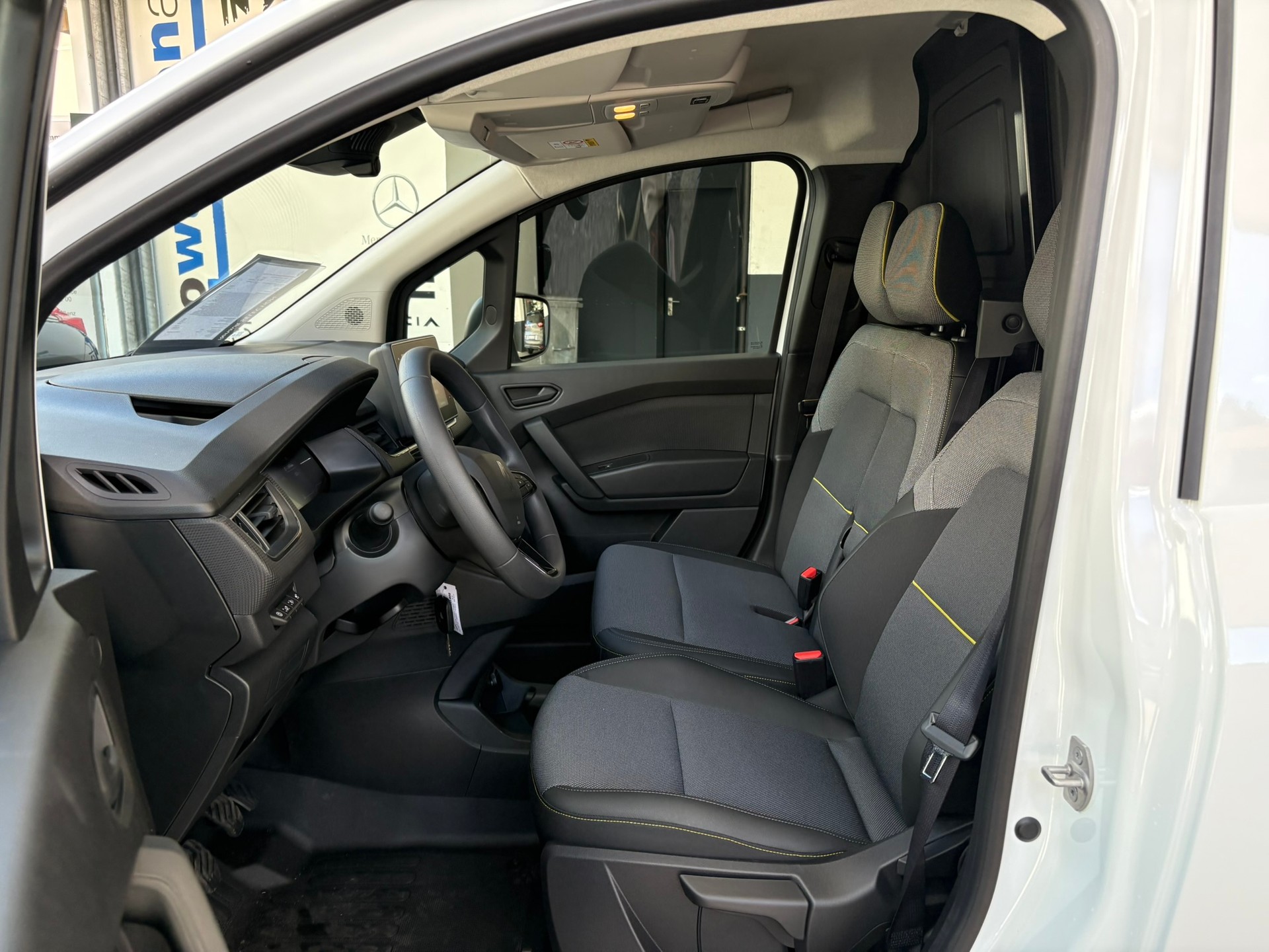 RENAULT KangooV 1.3TCe ST 130 Ex.-image-8
