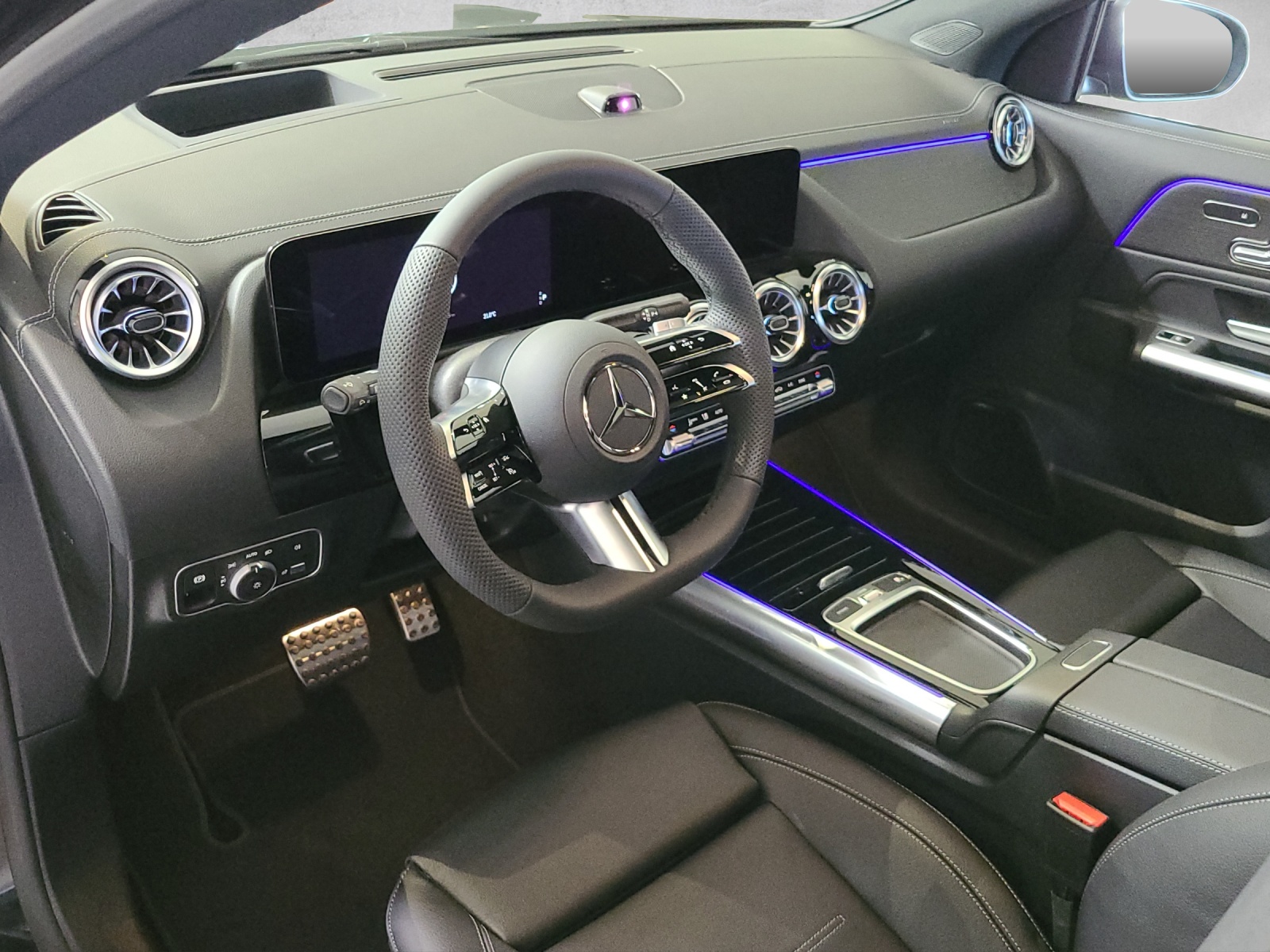 MERCEDES-BENZ GLA 250 AMG 4M Swiss Star H247-image-10