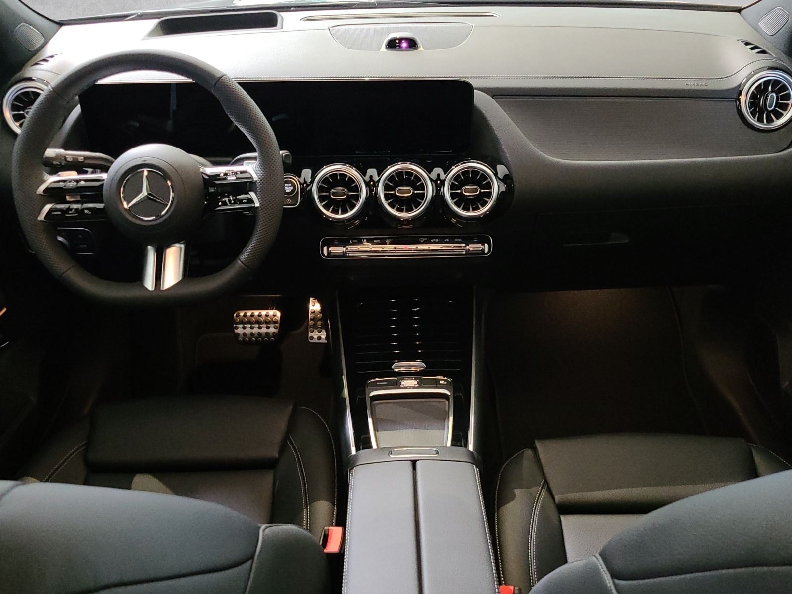 MERCEDES-BENZ GLA 250 AMG 4M Swiss Star H247-image-9