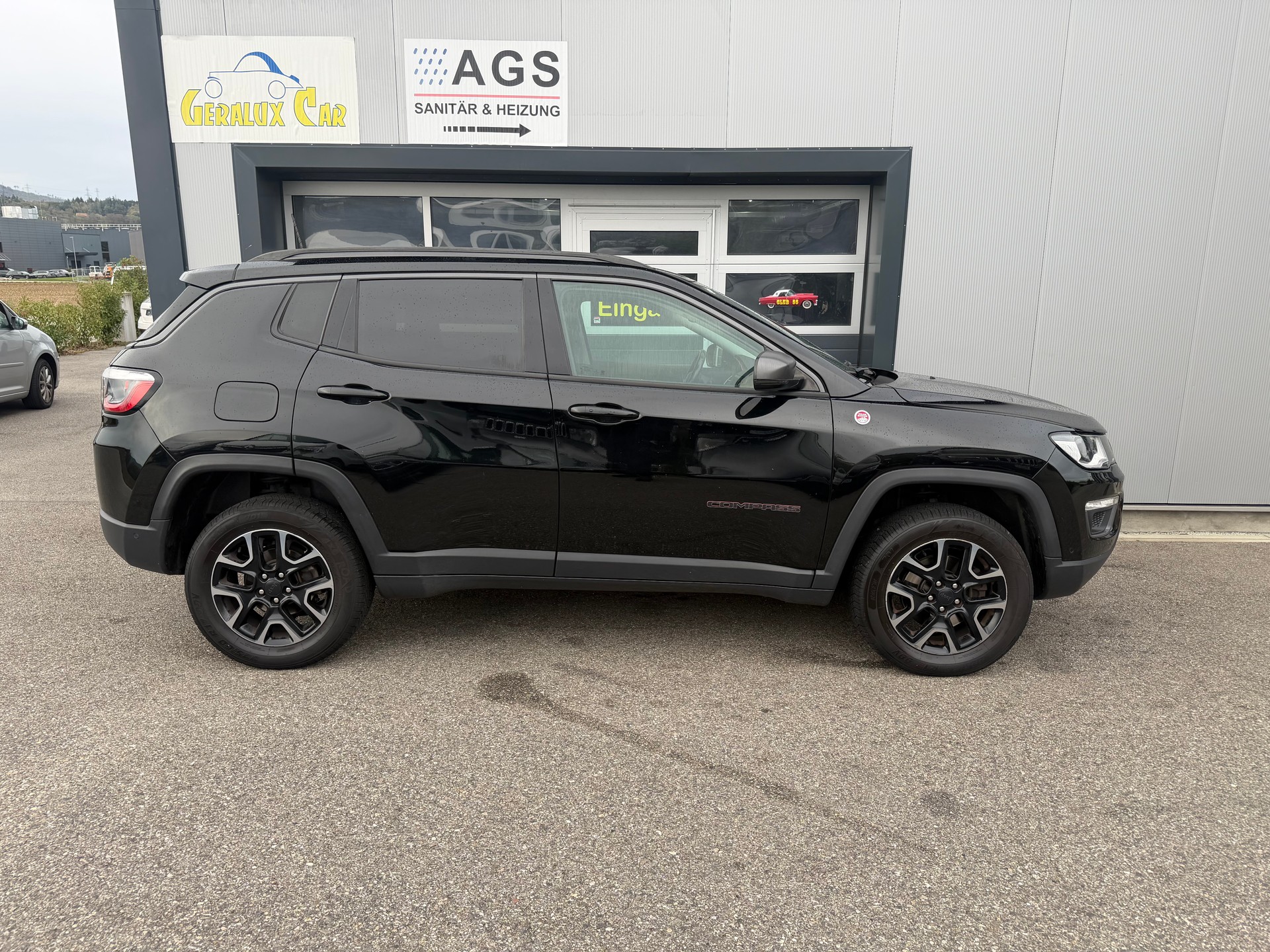 JEEP Compass 2.0CRD Trailhawk AWD 9ATX-image-2
