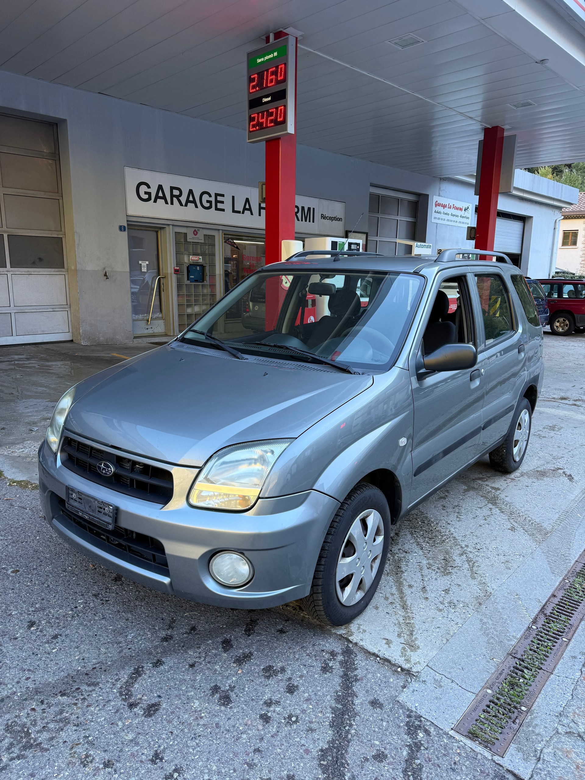 SUBARU G3X Justy 1.3 AWD Blue-/Silver-Special-image-2